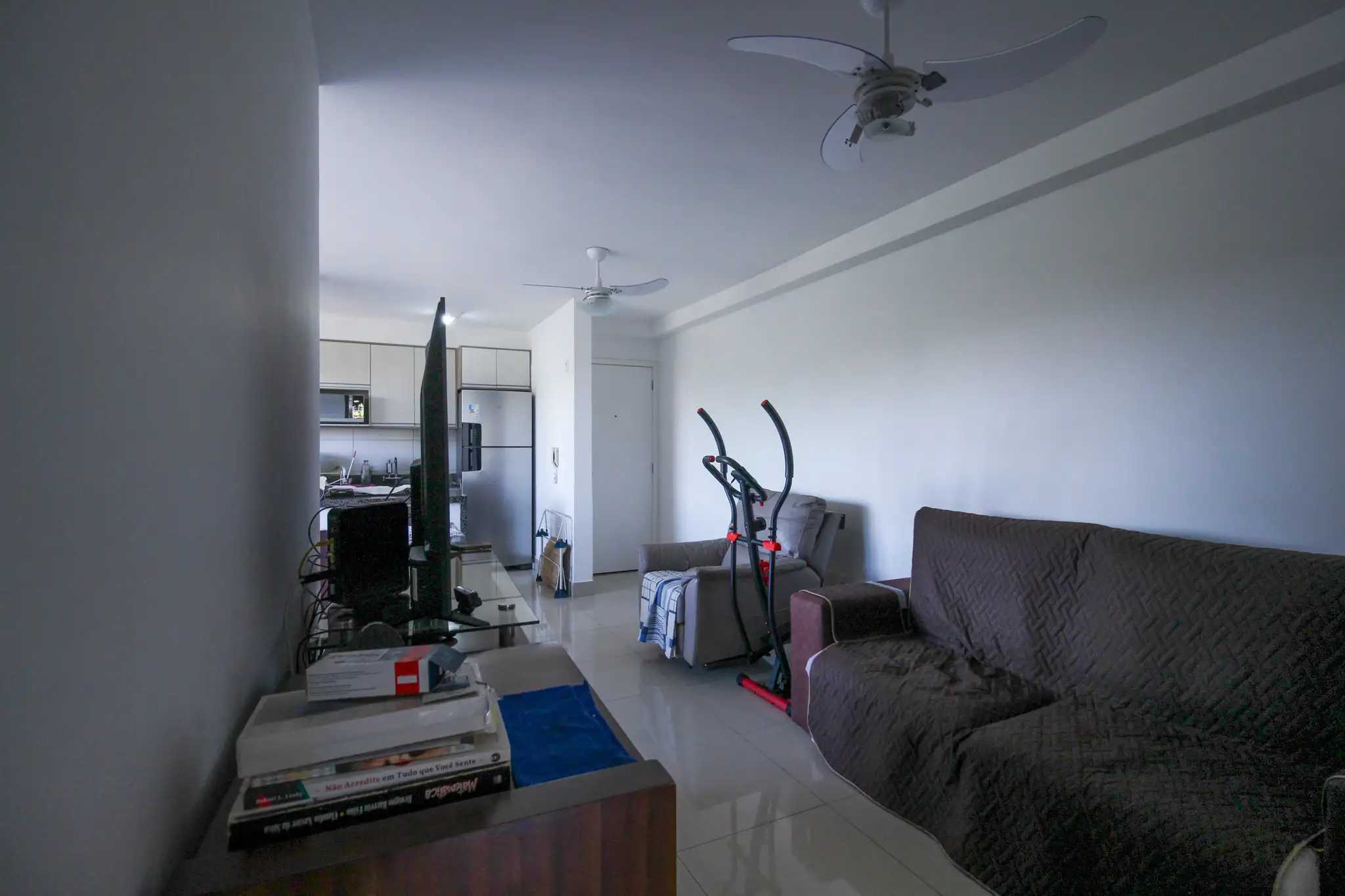 Apartamento à venda com 3 quartos, 80m² - Foto 1