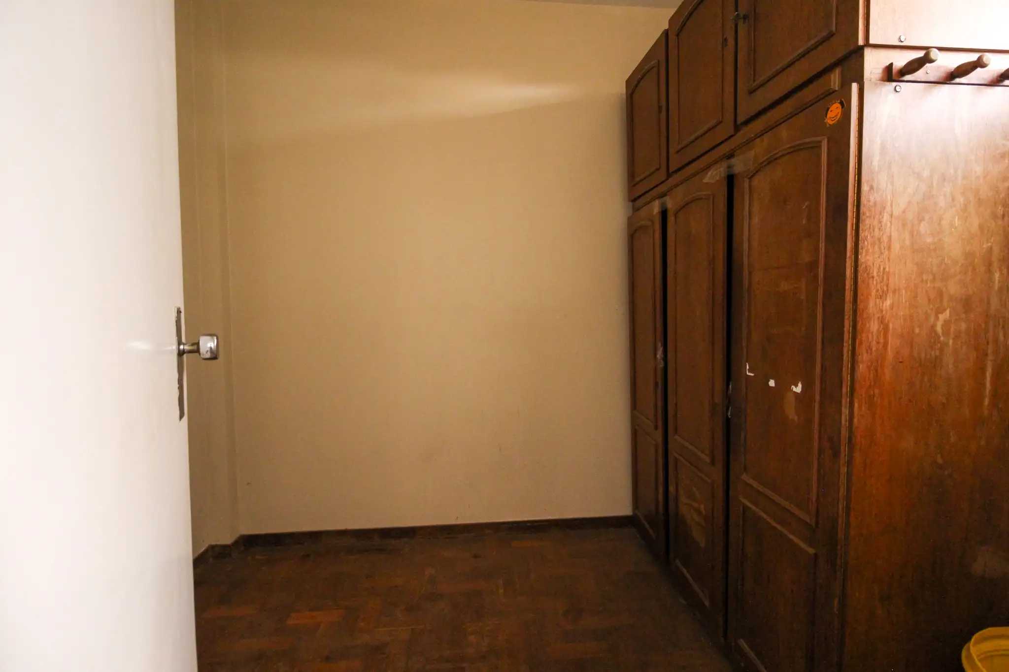 Apartamento à venda com 4 quartos, 190m² - Foto 7