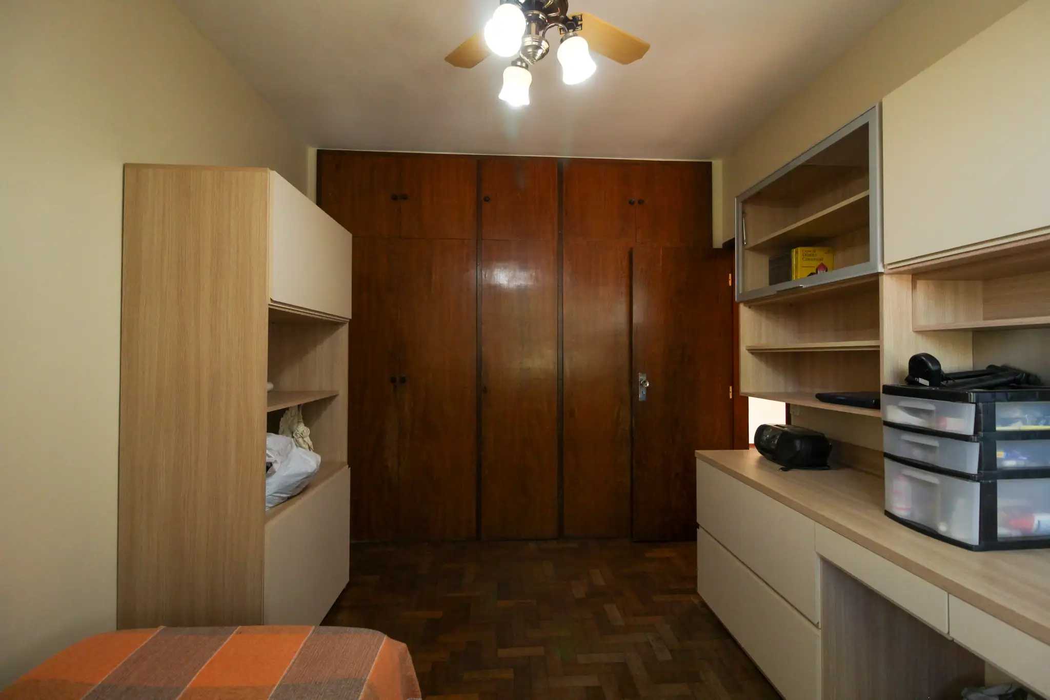 Apartamento à venda com 4 quartos, 190m² - Foto 15