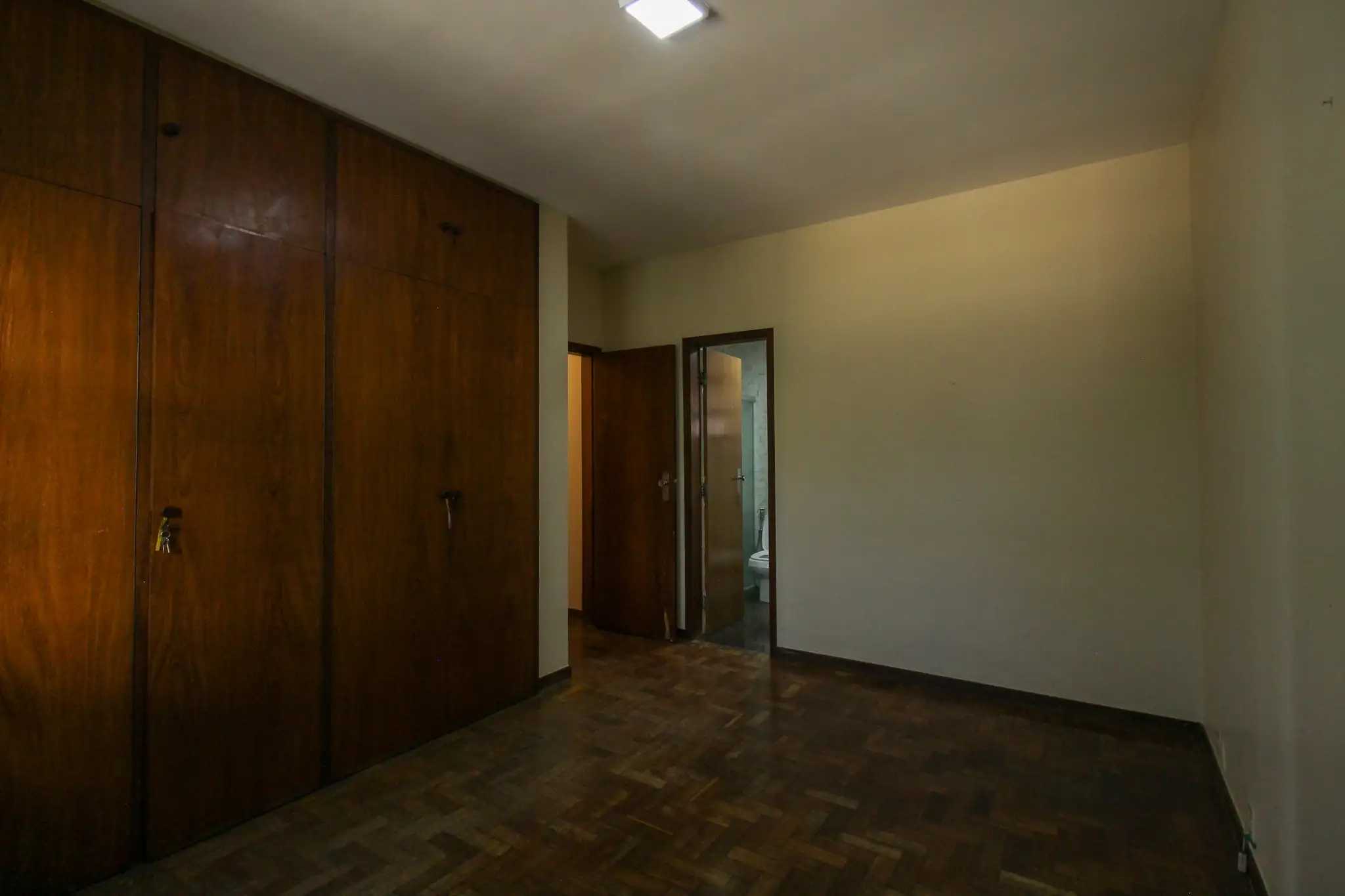 Apartamento à venda com 4 quartos, 190m² - Foto 14