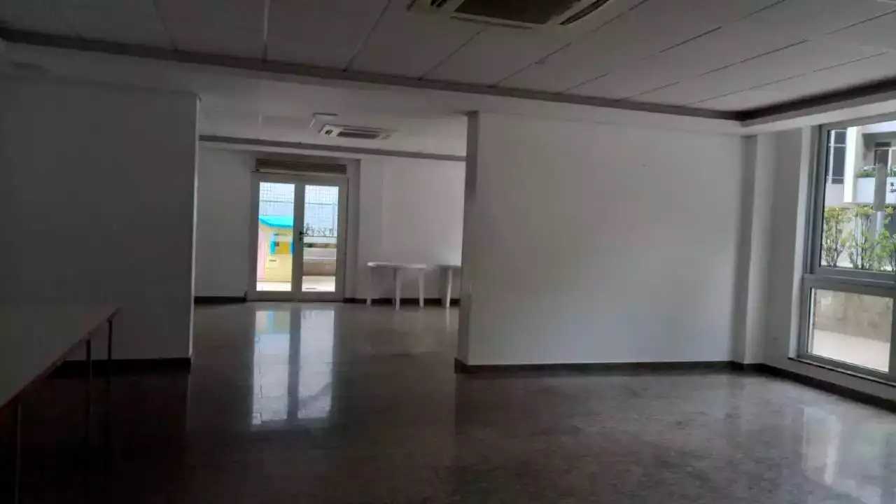 Apartamento à venda com 4 quartos, 198m² - Foto 4