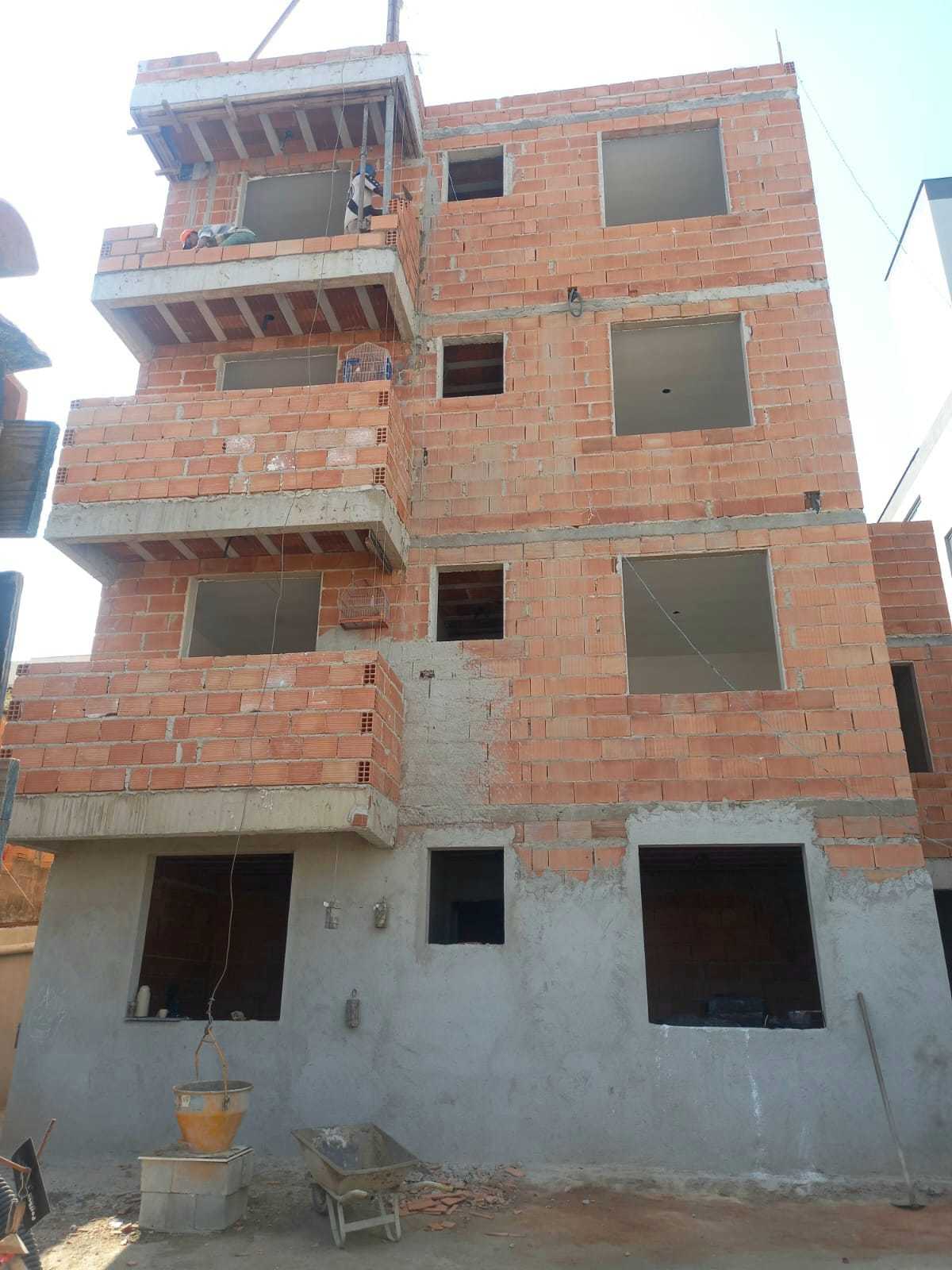 Apartamento à venda com 2 quartos, 62m² - Foto 2