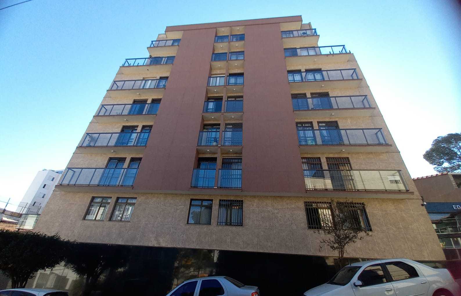 Apartamento à venda com 4 quartos, 158m² - Foto 1