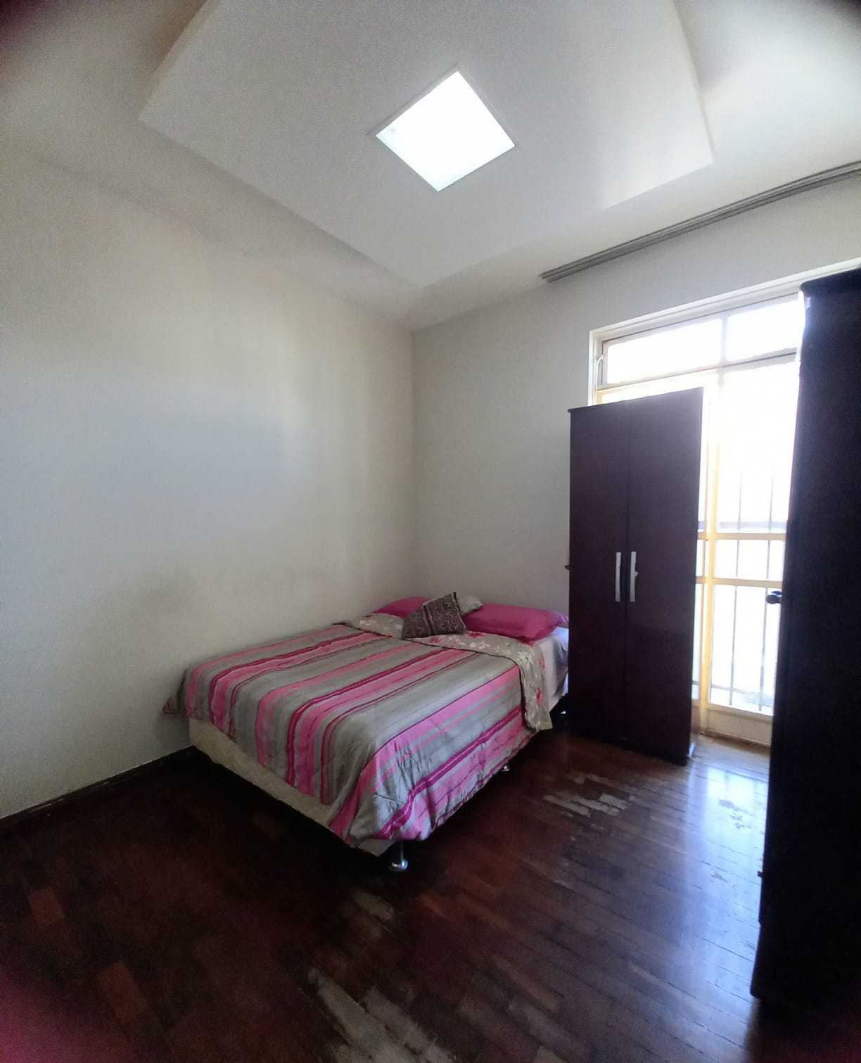 Apartamento à venda com 4 quartos, 158m² - Foto 17