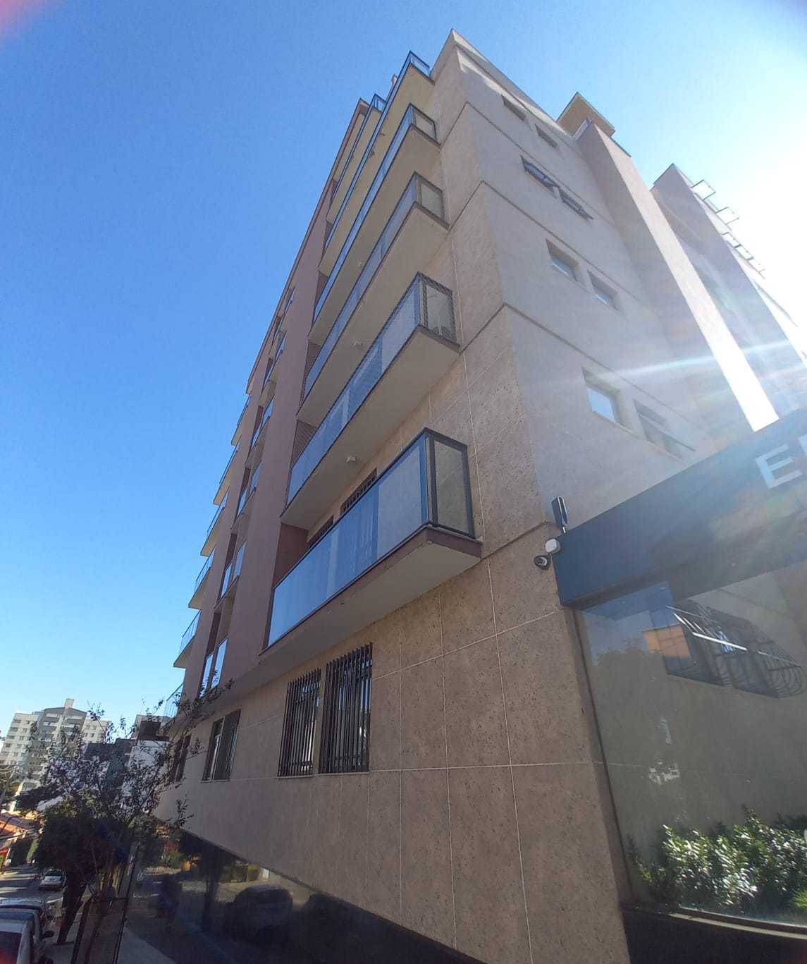 Apartamento à venda com 4 quartos, 158m² - Foto 2