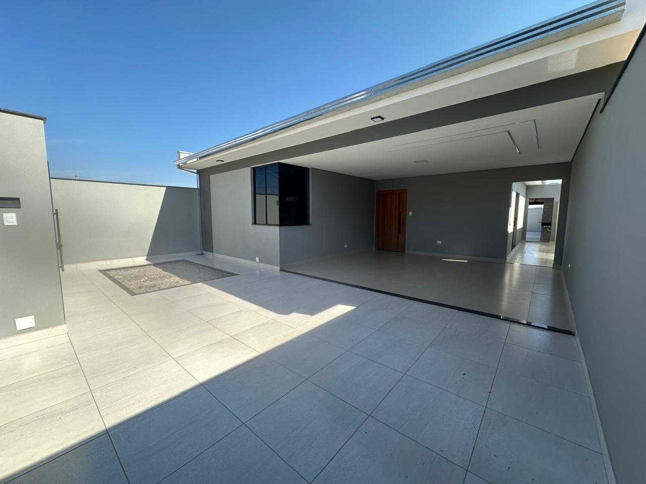 Casa à venda com 3 quartos, 150m² - Foto 2