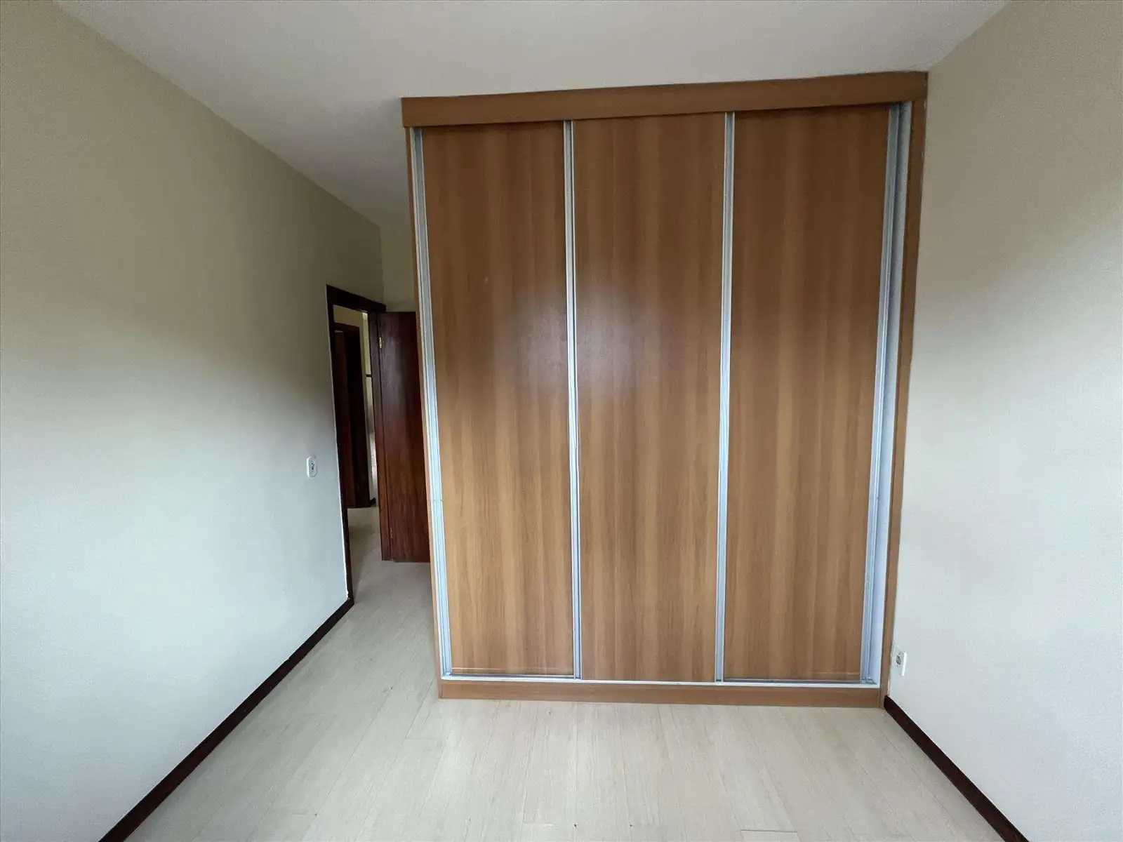 Apartamento à venda com 3 quartos, 135m² - Foto 7