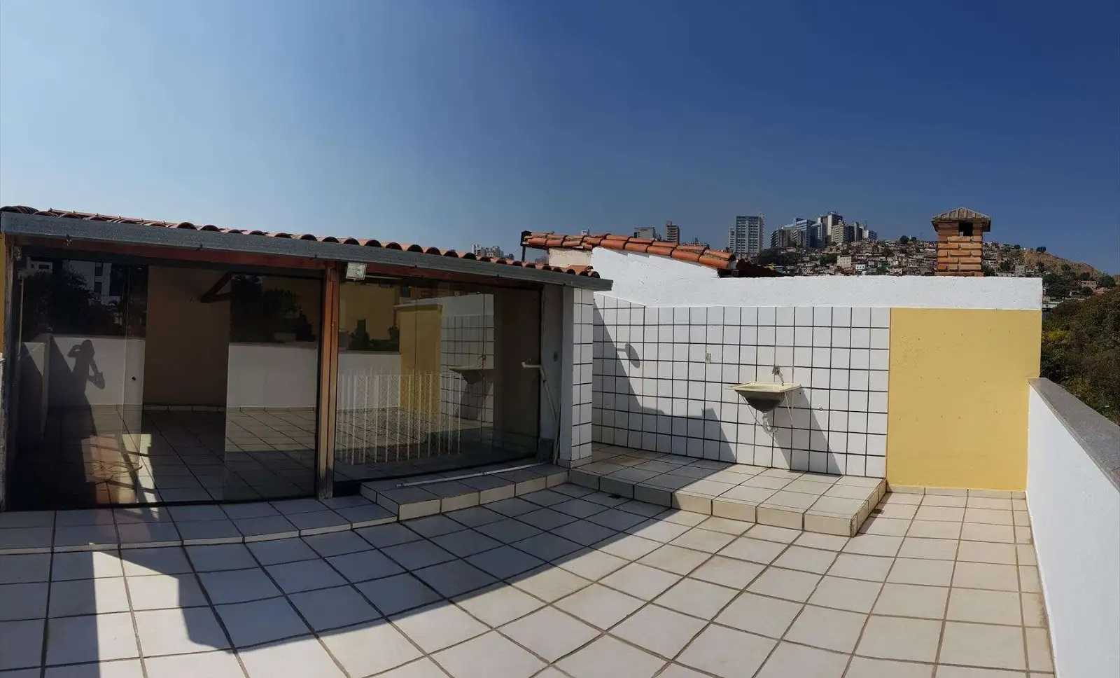 Apartamento à venda com 3 quartos, 135m² - Foto 5