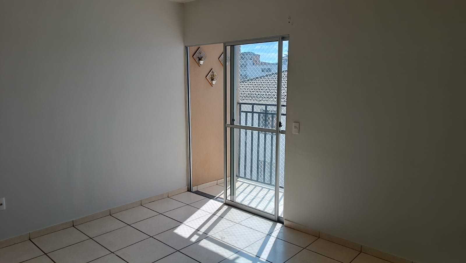 Apartamento para alugar com 3 quartos, 63m² - Foto 2