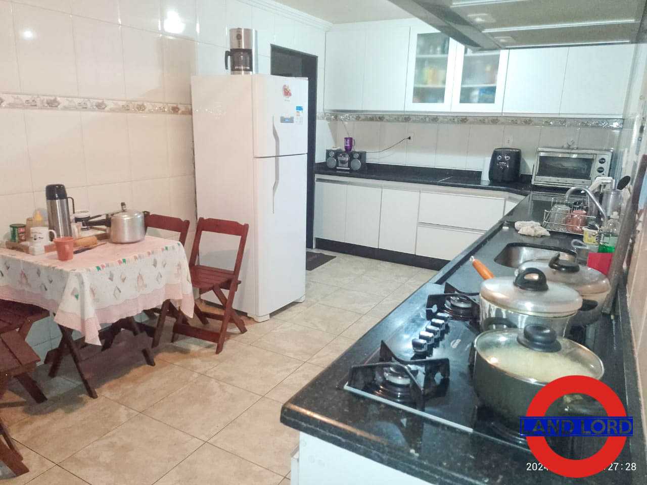 Casa à venda com 3 quartos, 276m² - Foto 14