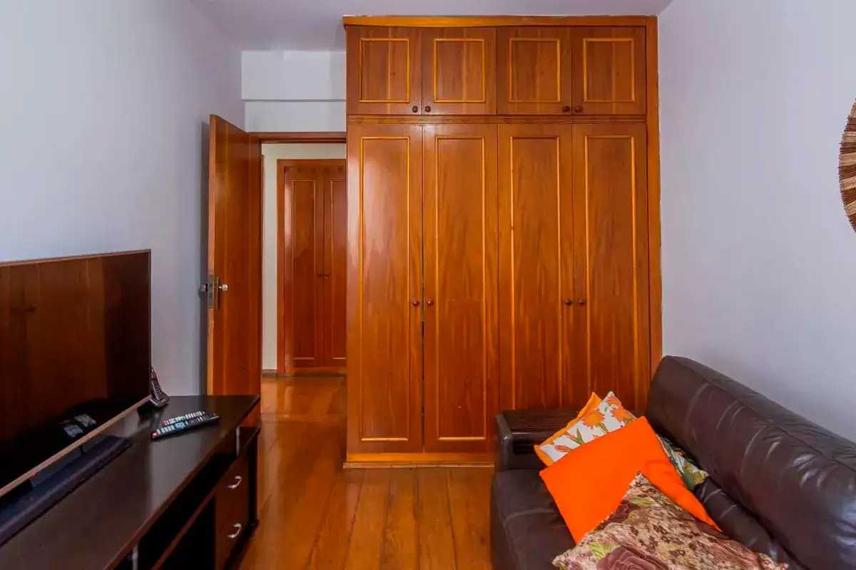 Apartamento à venda com 3 quartos, 120m² - Foto 4