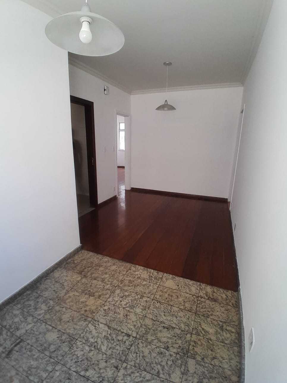 Apartamento à venda com 3 quartos, 100m² - Foto 2