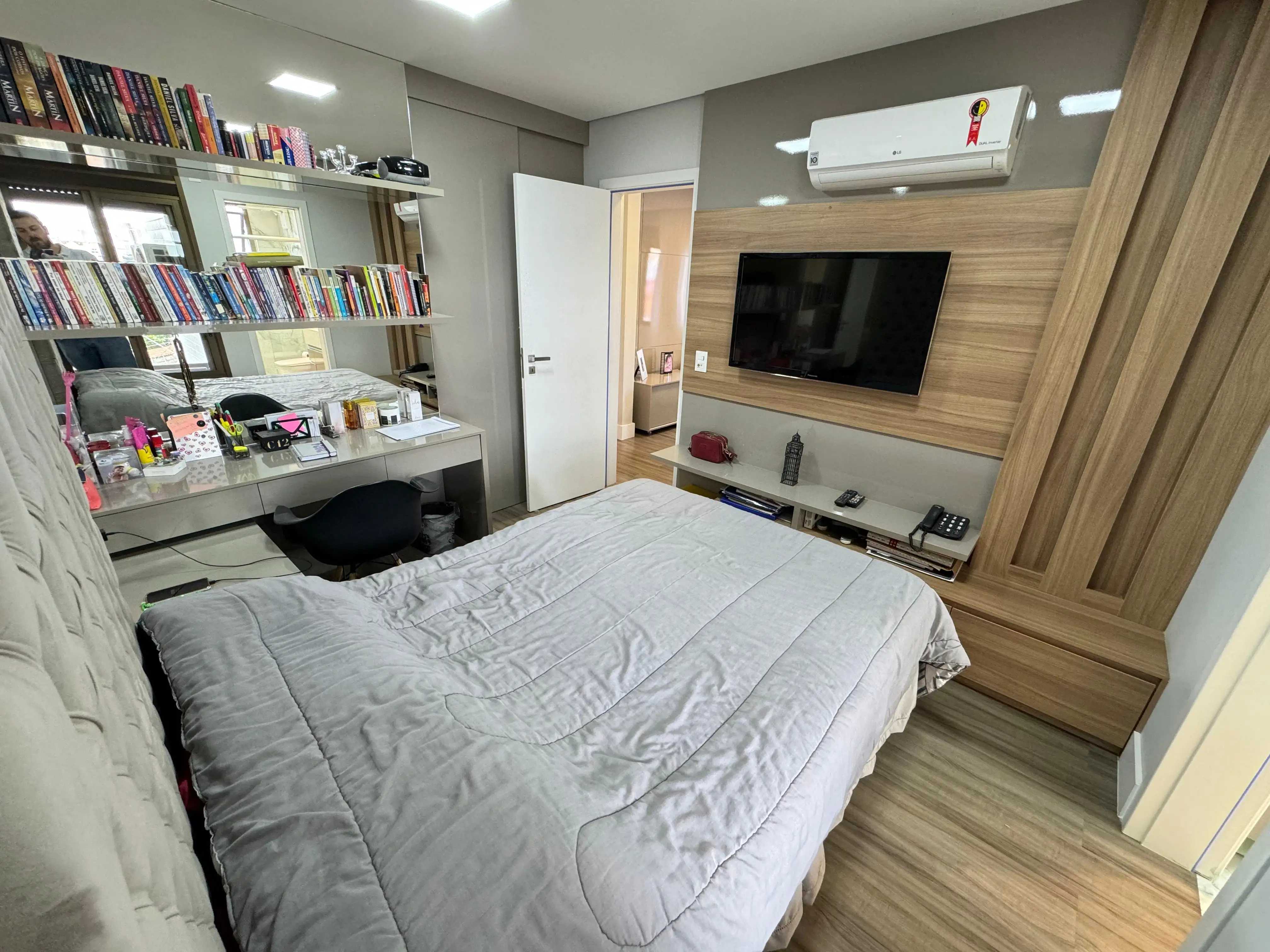 Cobertura à venda com 3 quartos, 213m² - Foto 10