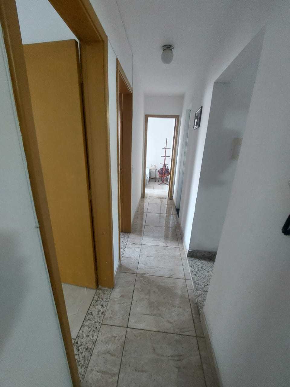 Apartamento à venda com 3 quartos, 67m² - Foto 2