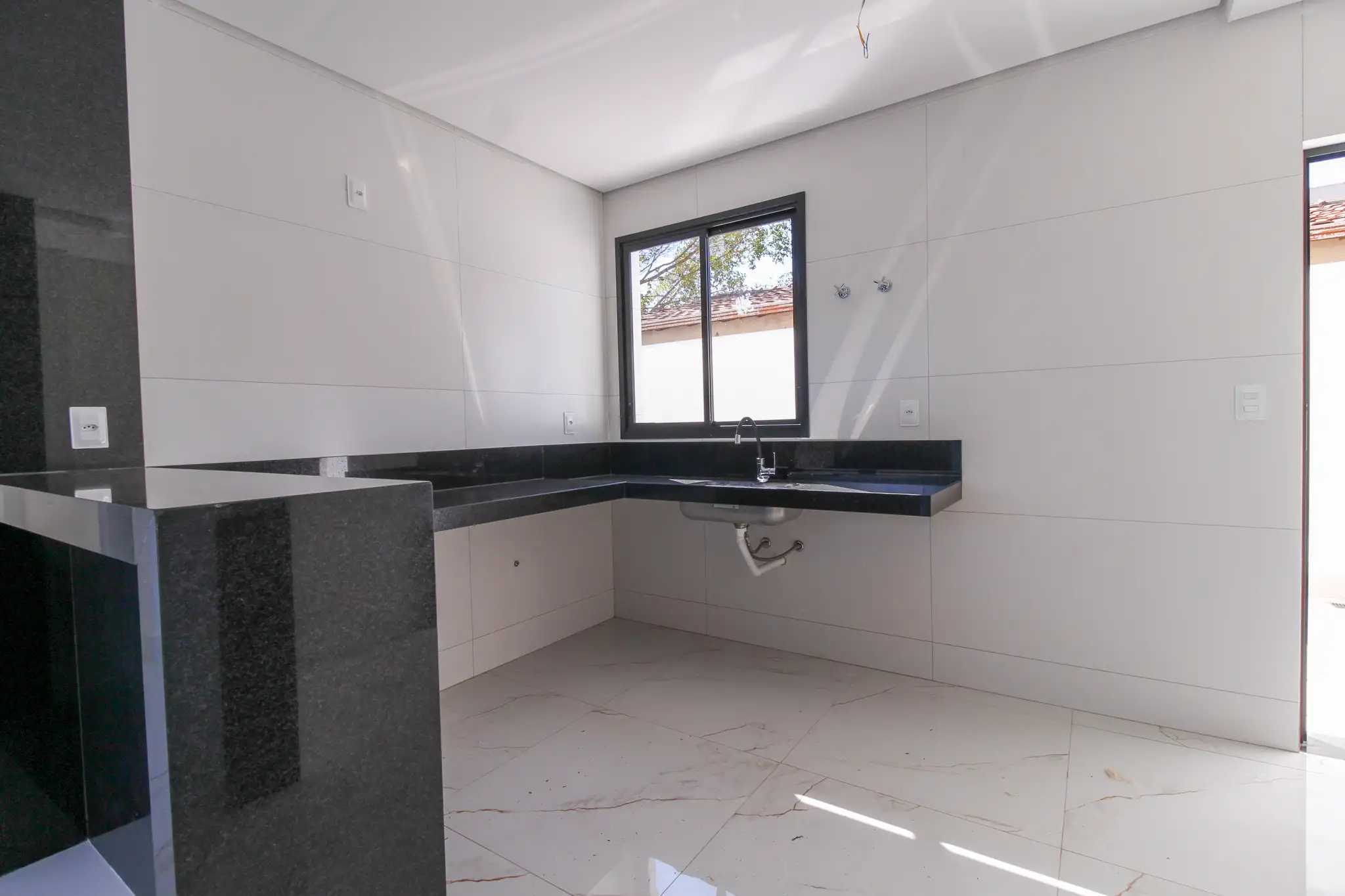 Apartamento à venda com 3 quartos, 148m² - Foto 11