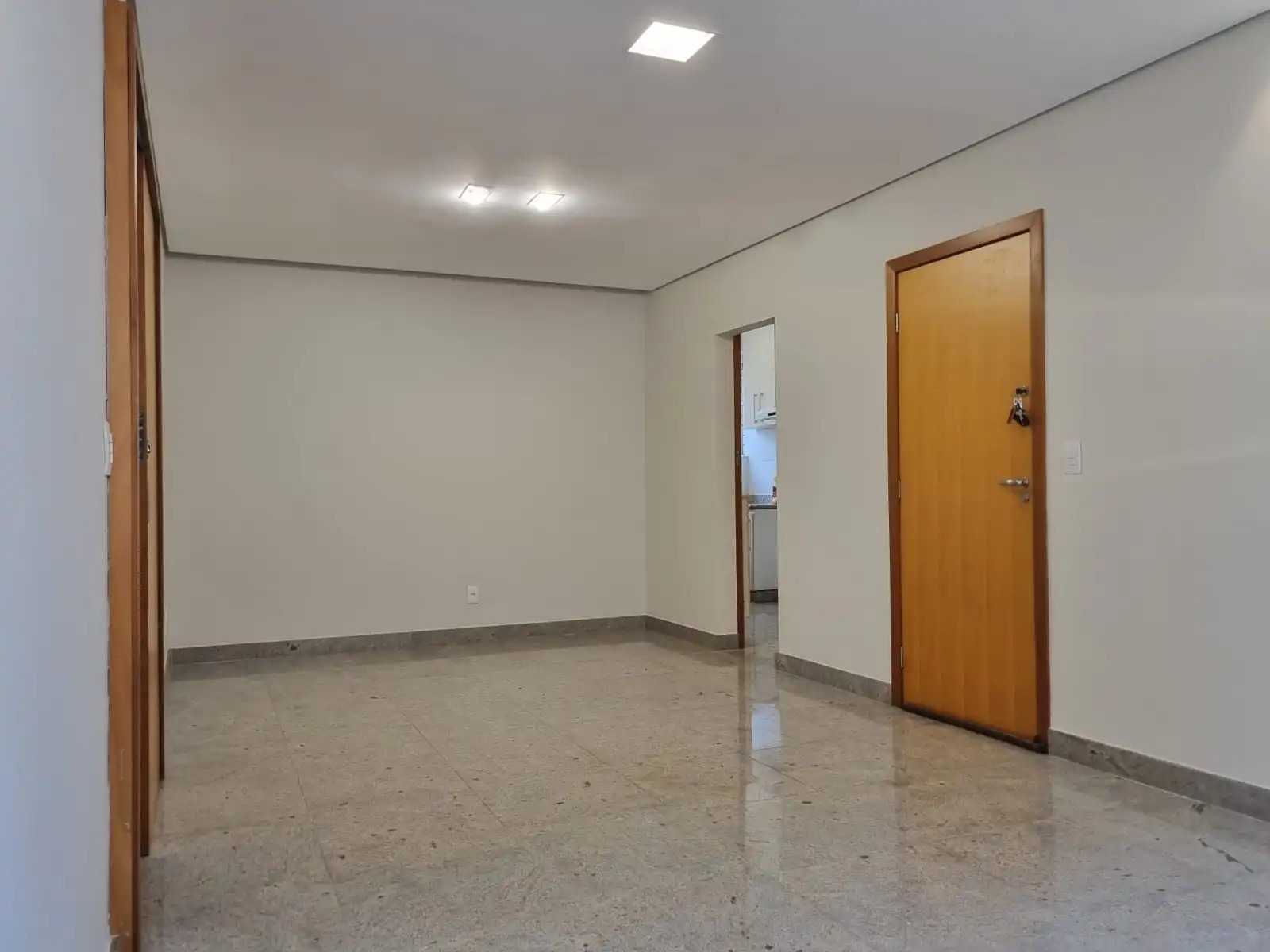 Apartamento à venda com 3 quartos, 86m² - Foto 15