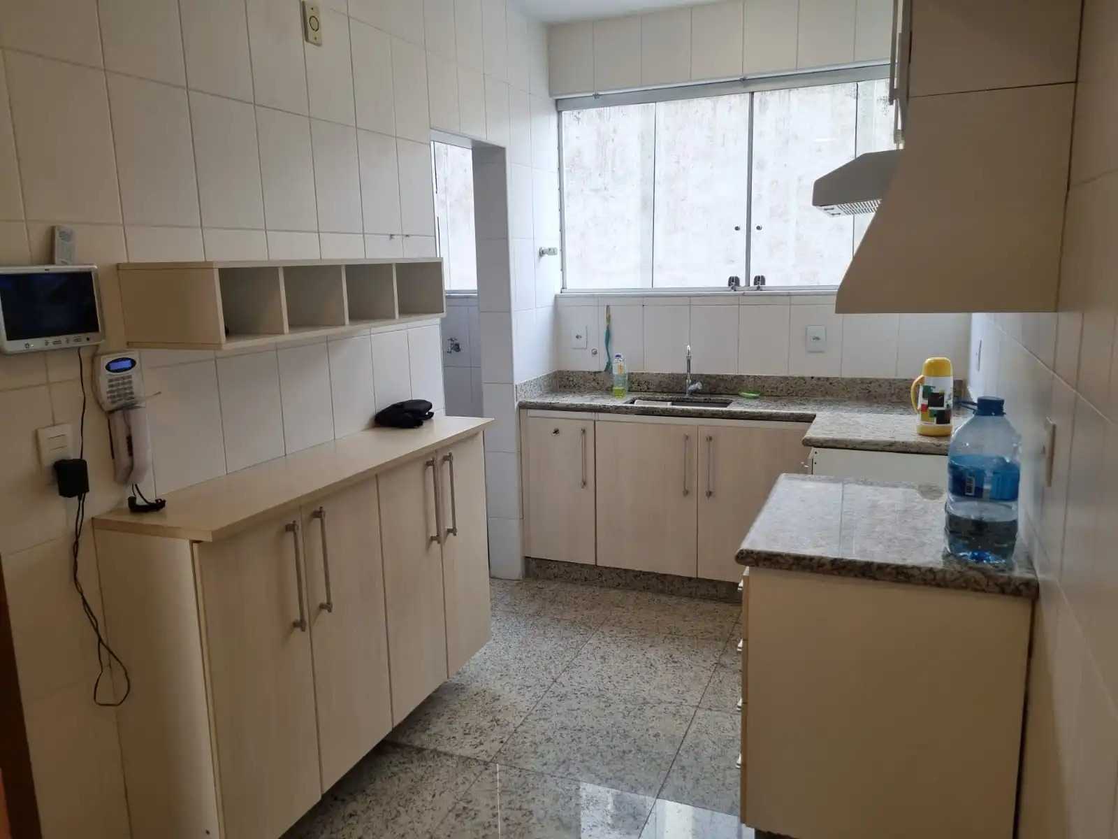 Apartamento à venda com 3 quartos, 86m² - Foto 9