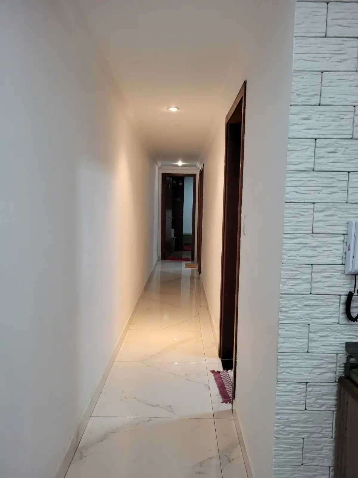 Apartamento à venda com 2 quartos, 80m² - Foto 2