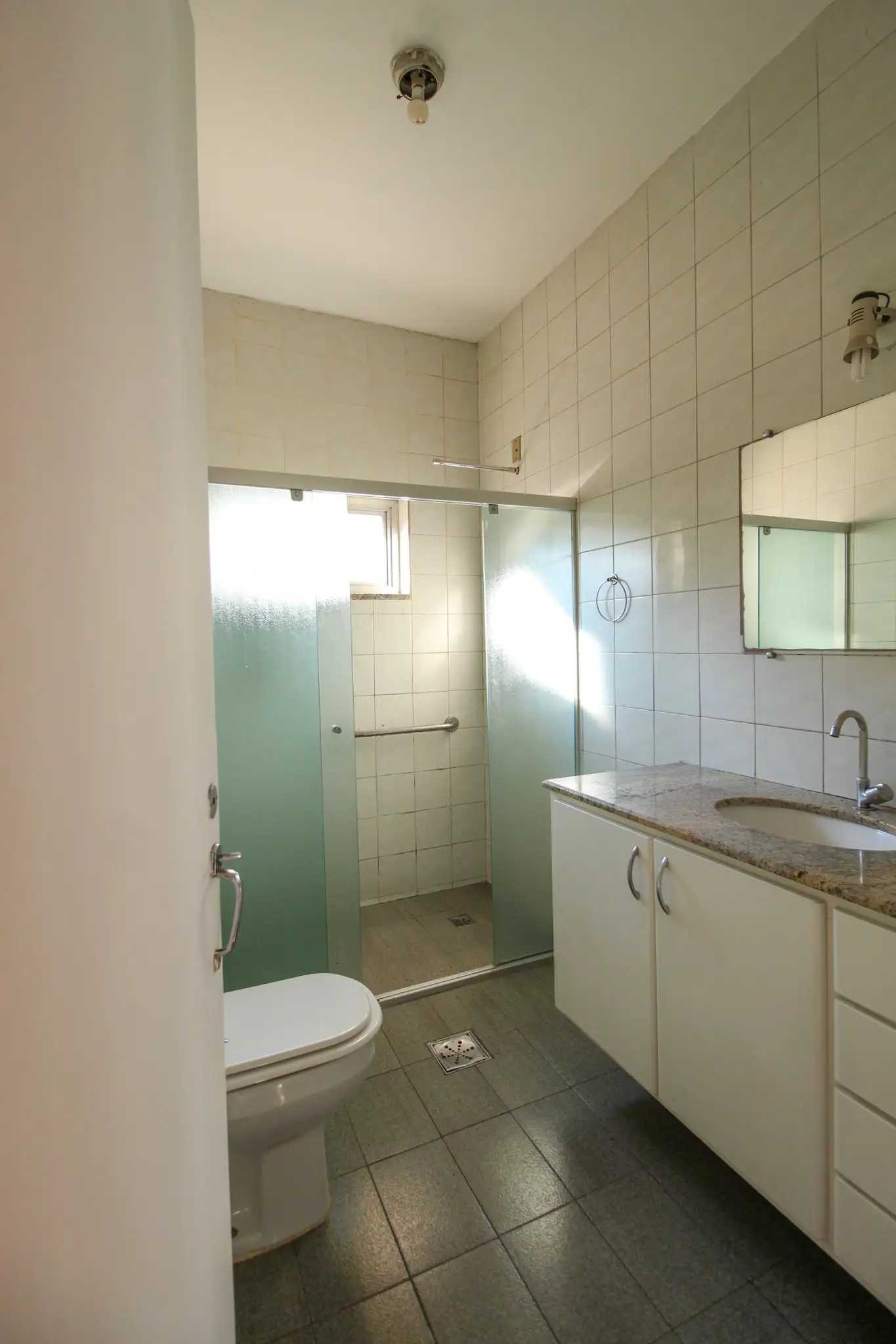 Apartamento à venda com 3 quartos, 95m² - Foto 9