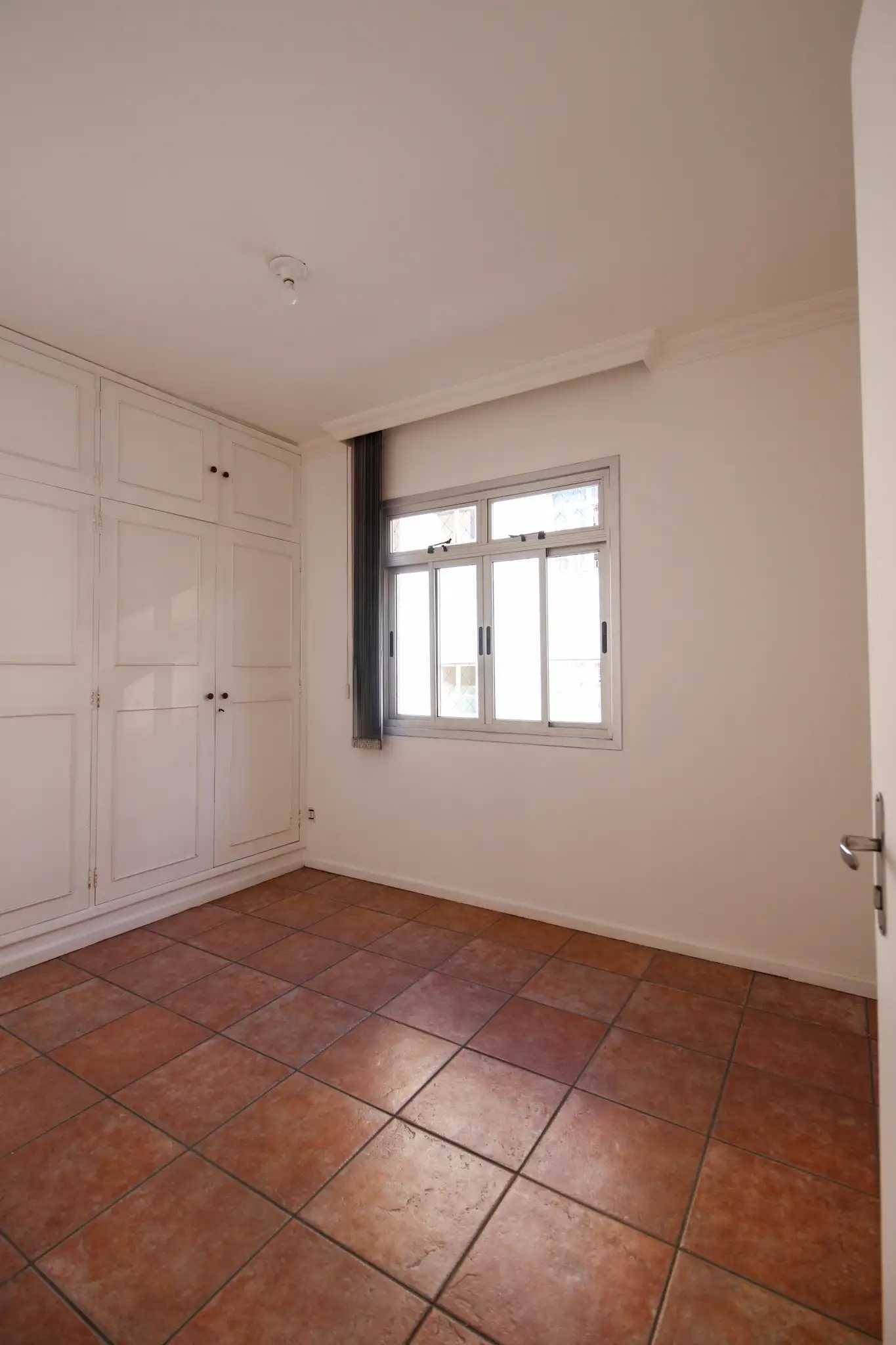 Apartamento à venda com 3 quartos, 95m² - Foto 10