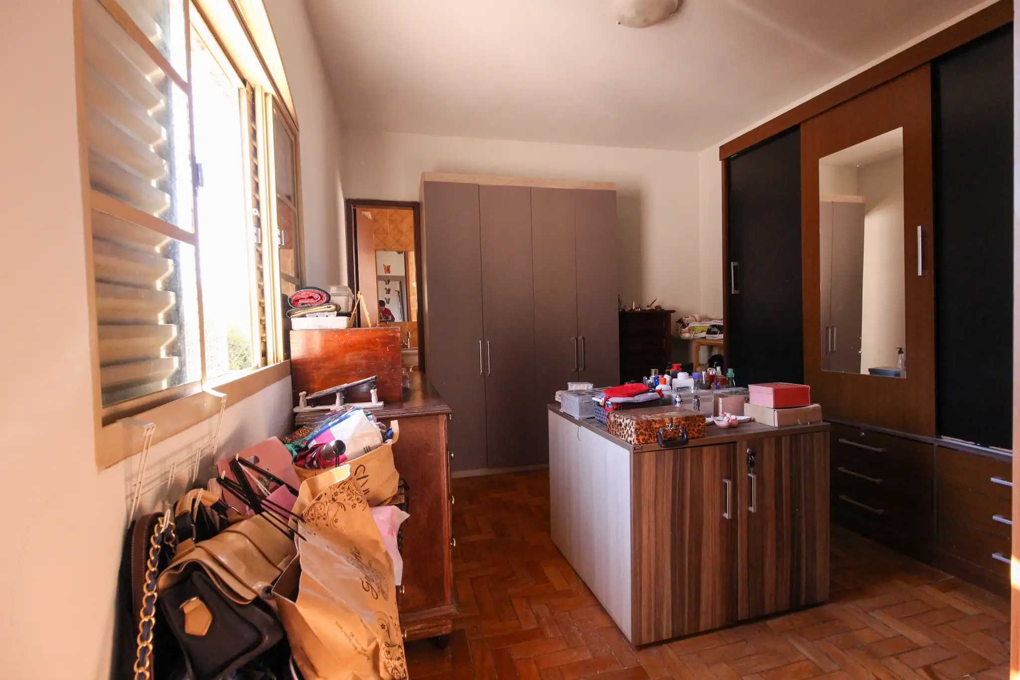 Casa à venda com 4 quartos, 185m² - Foto 4