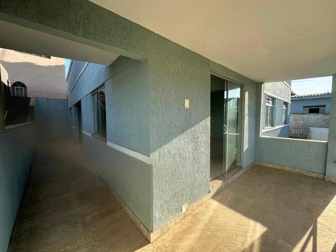 Casa à venda com 4 quartos, 196m² - Foto 8