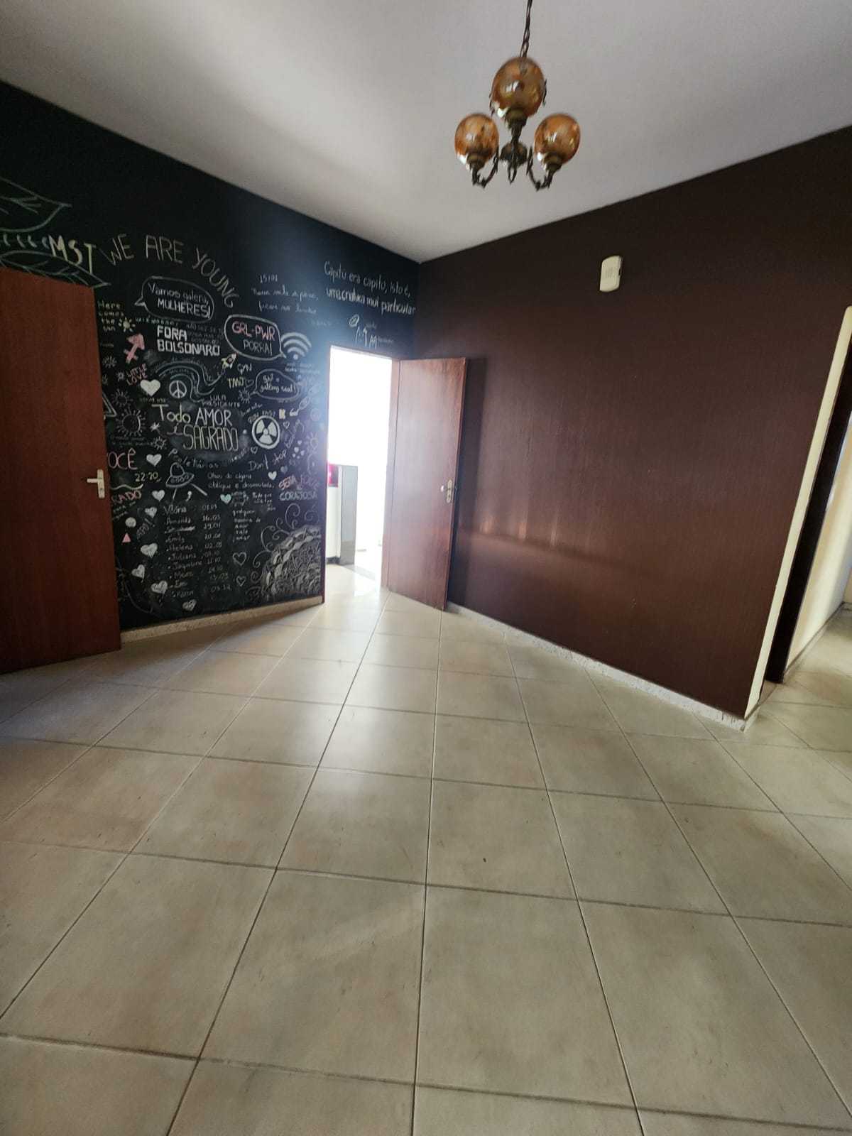 Casa à venda com 7 quartos, 314m² - Foto 5