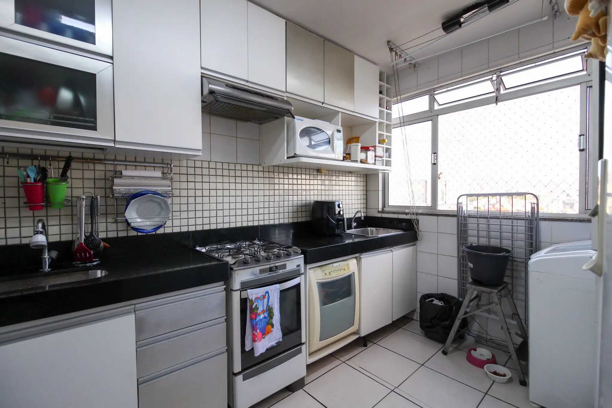 Apartamento à venda com 3 quartos, 75m² - Foto 15