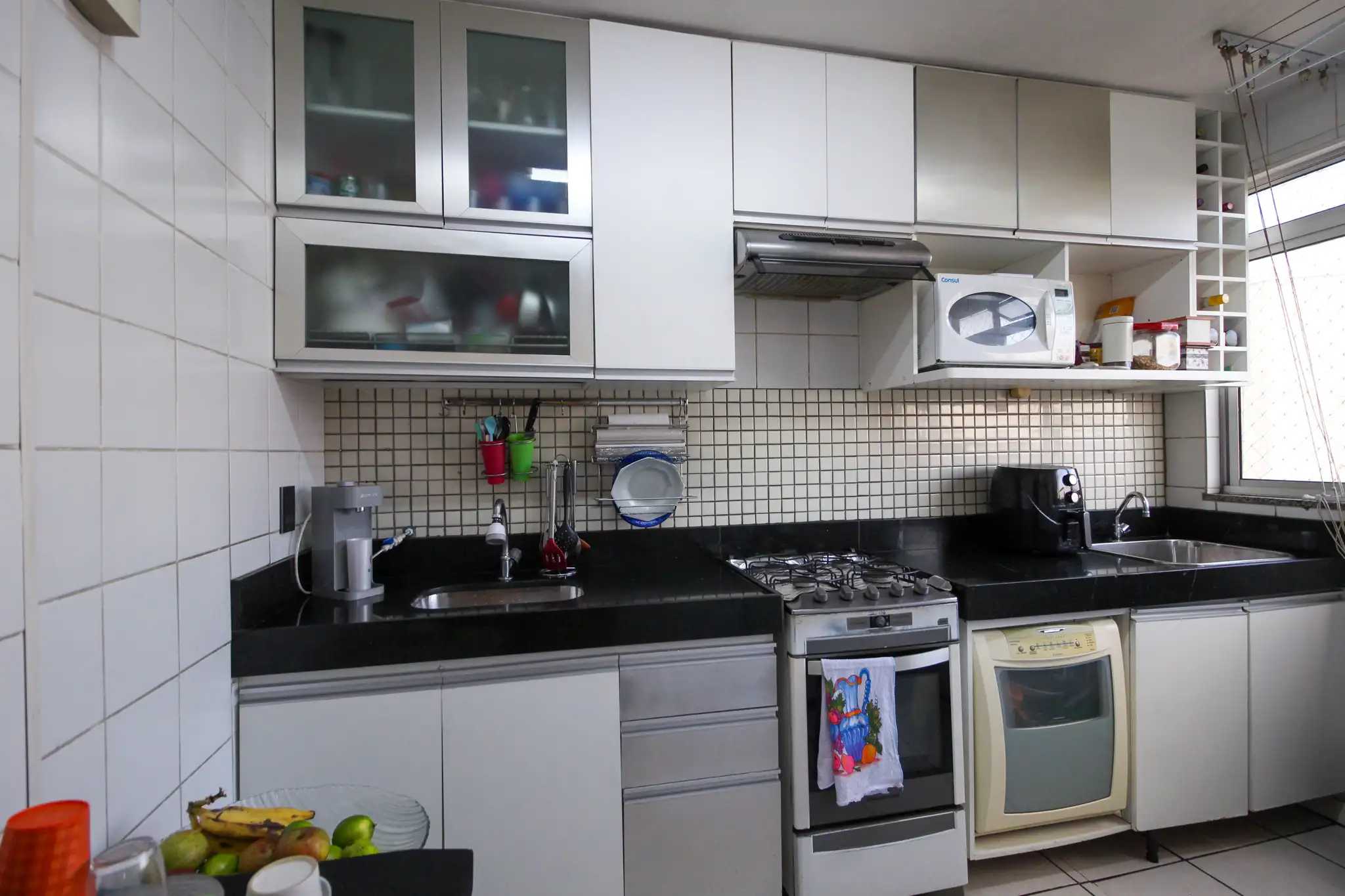 Apartamento à venda com 3 quartos, 75m² - Foto 14