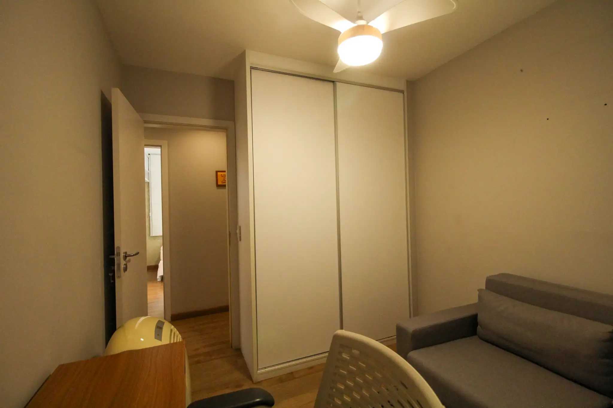 Apartamento à venda com 3 quartos, 85m² - Foto 4