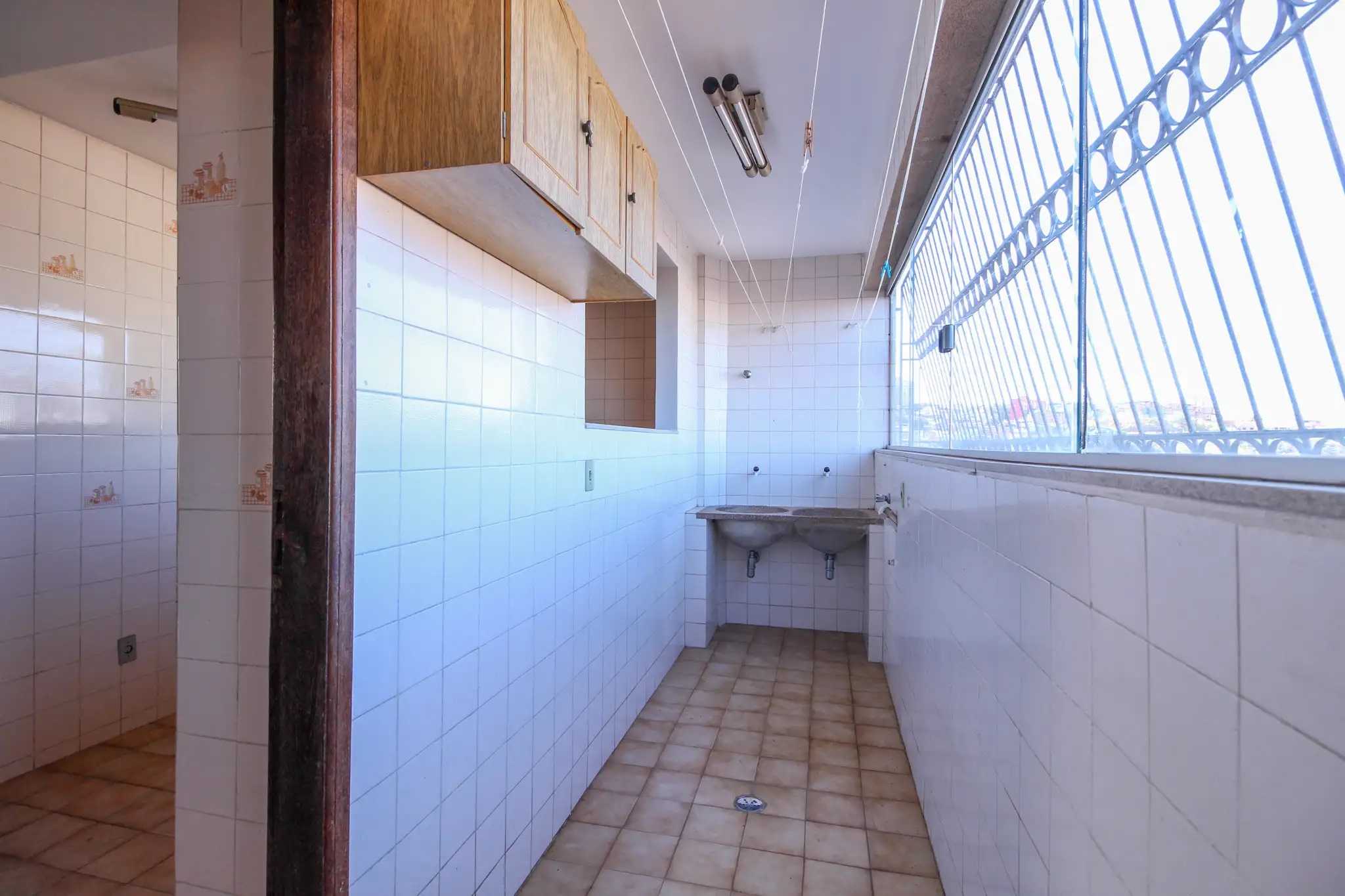 Apartamento à venda com 3 quartos, 96m² - Foto 17