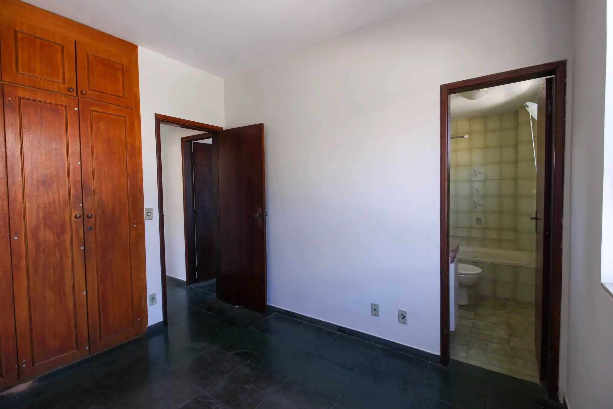 Apartamento à venda com 3 quartos, 96m² - Foto 15