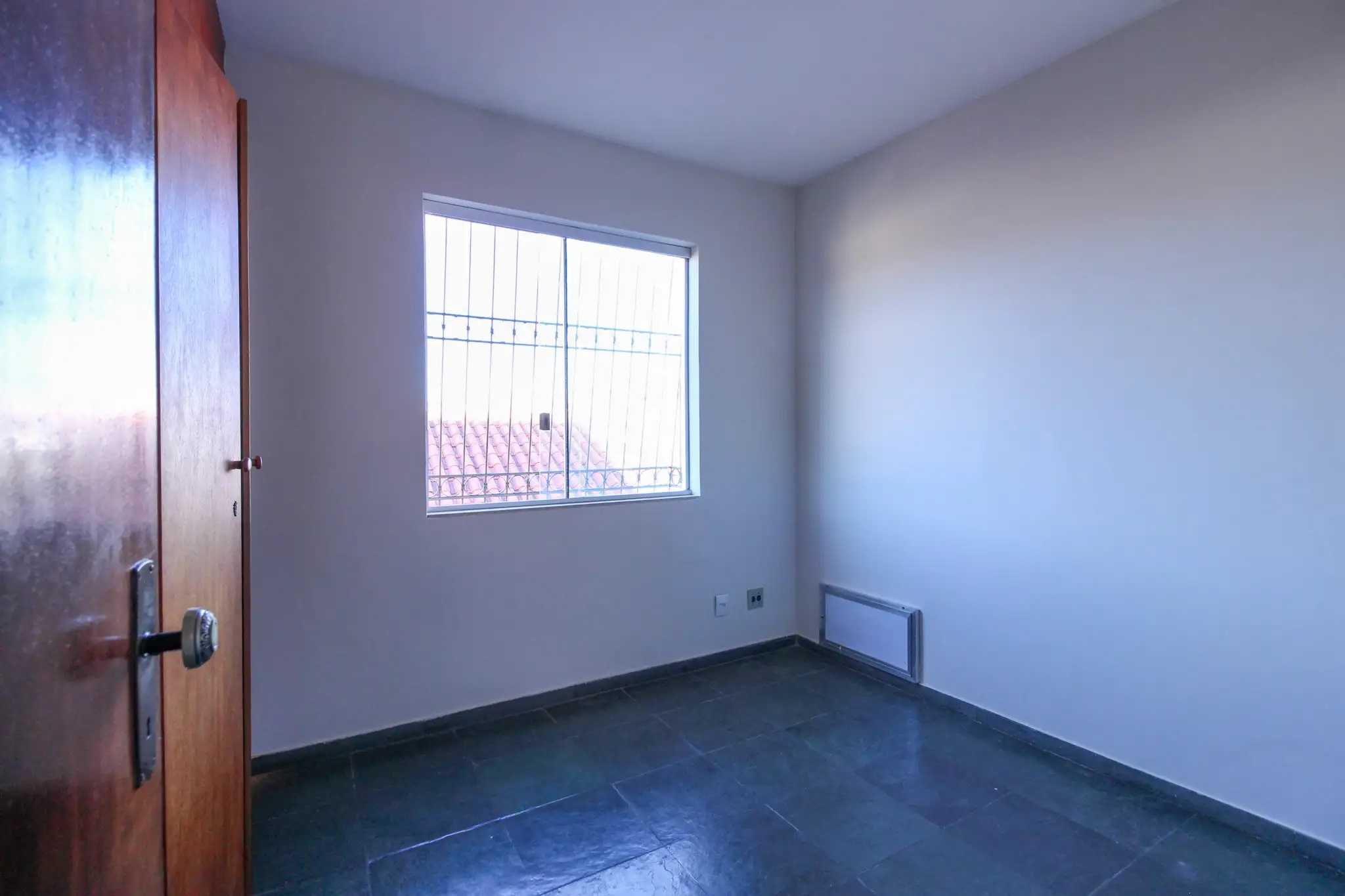 Apartamento à venda com 3 quartos, 96m² - Foto 13