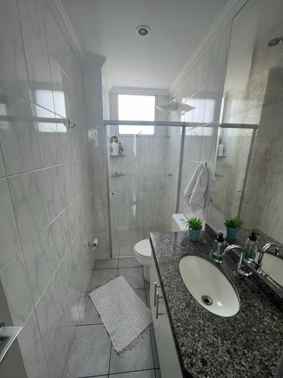 Apartamento à venda com 3 quartos, 121m² - Foto 3