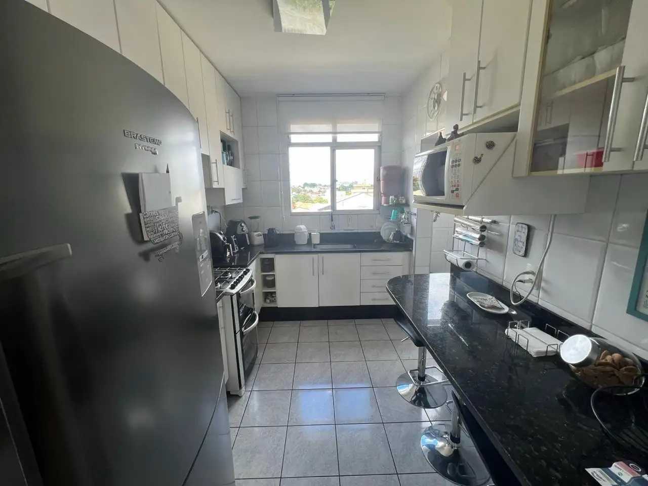 Apartamento à venda com 3 quartos, 121m² - Foto 13