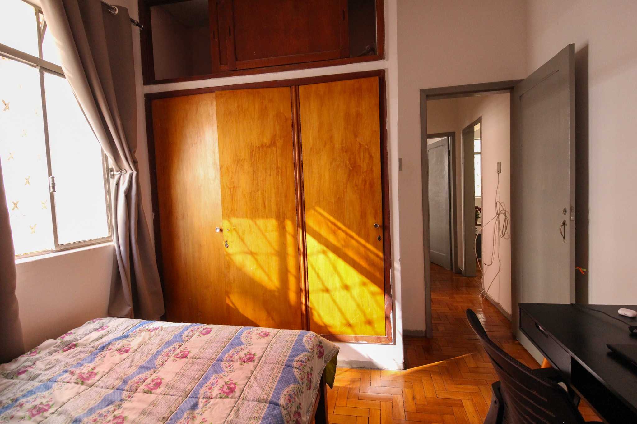 Apartamento à venda com 2 quartos, 75m² - Foto 5