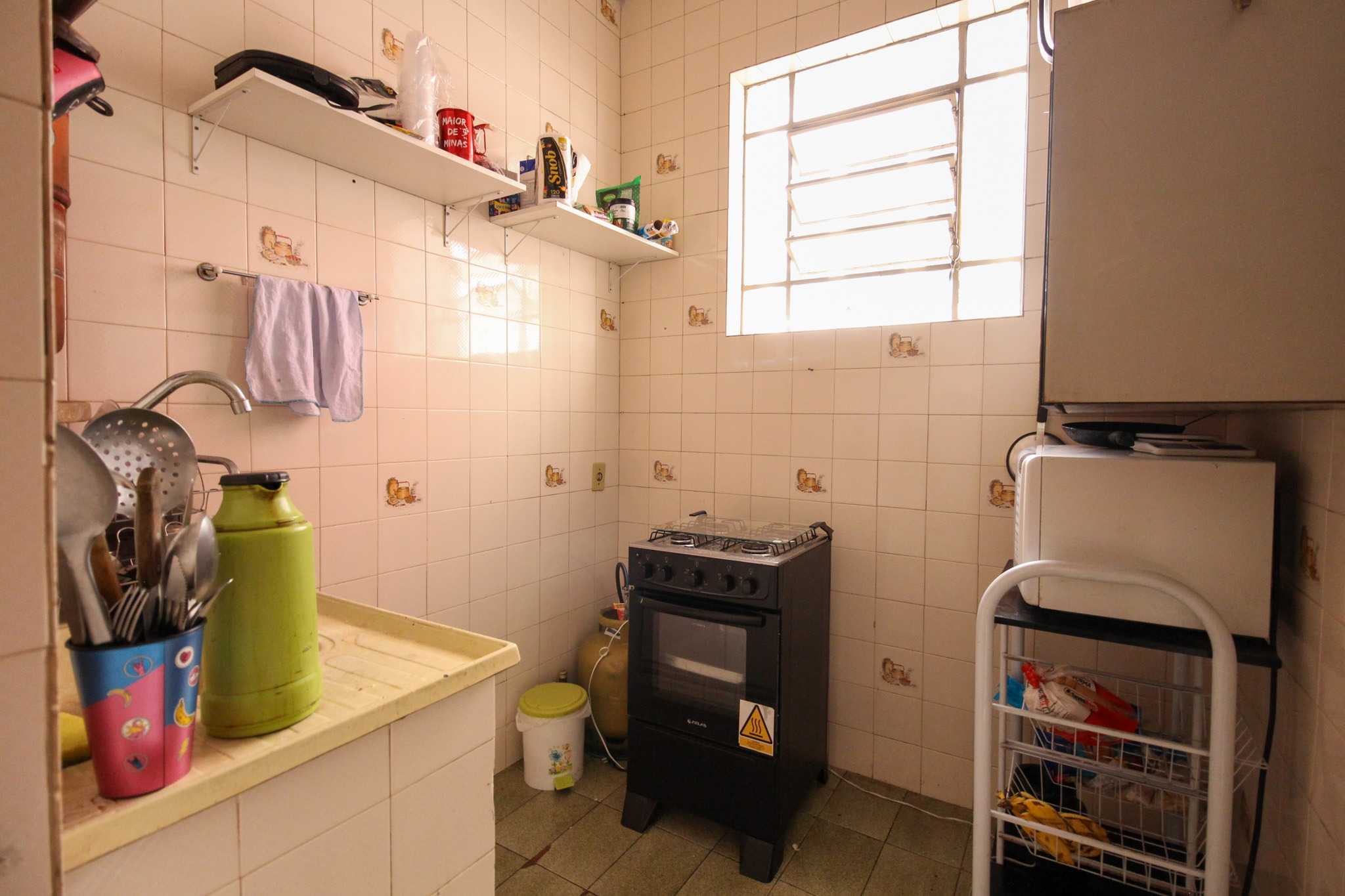 Apartamento à venda com 2 quartos, 75m² - Foto 10