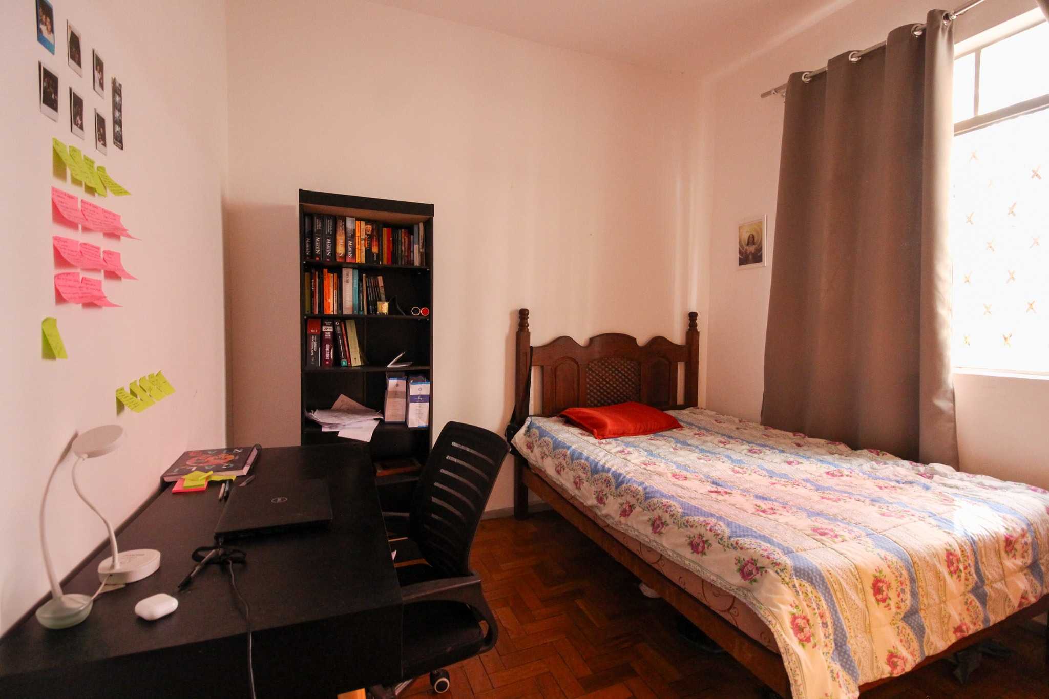 Apartamento à venda com 2 quartos, 75m² - Foto 4