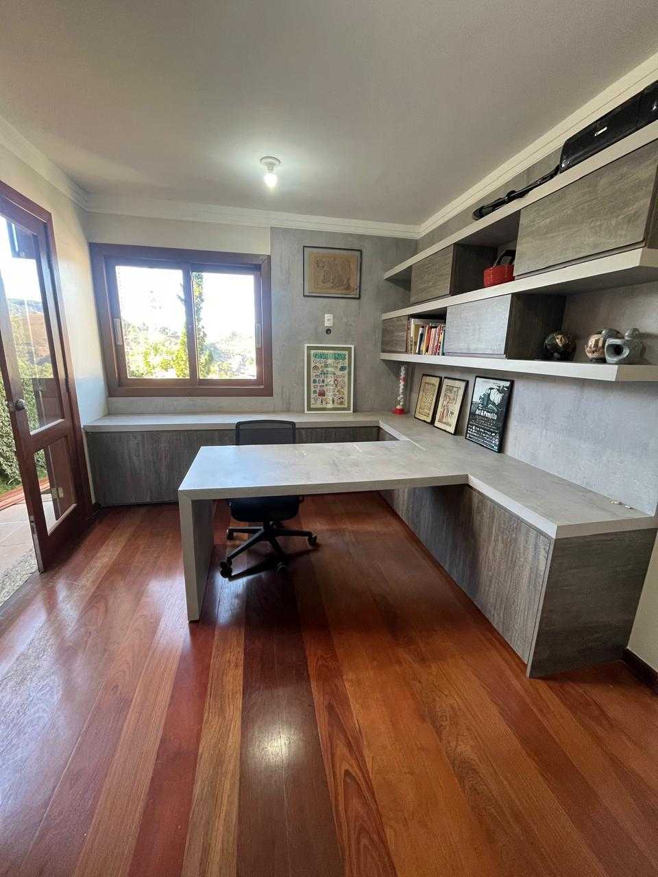 Casa à venda com 4 quartos, 442m² - Foto 3