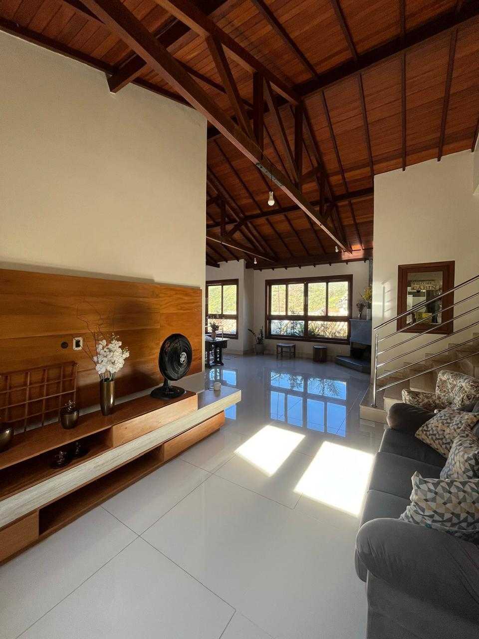 Casa à venda com 4 quartos, 442m² - Foto 17