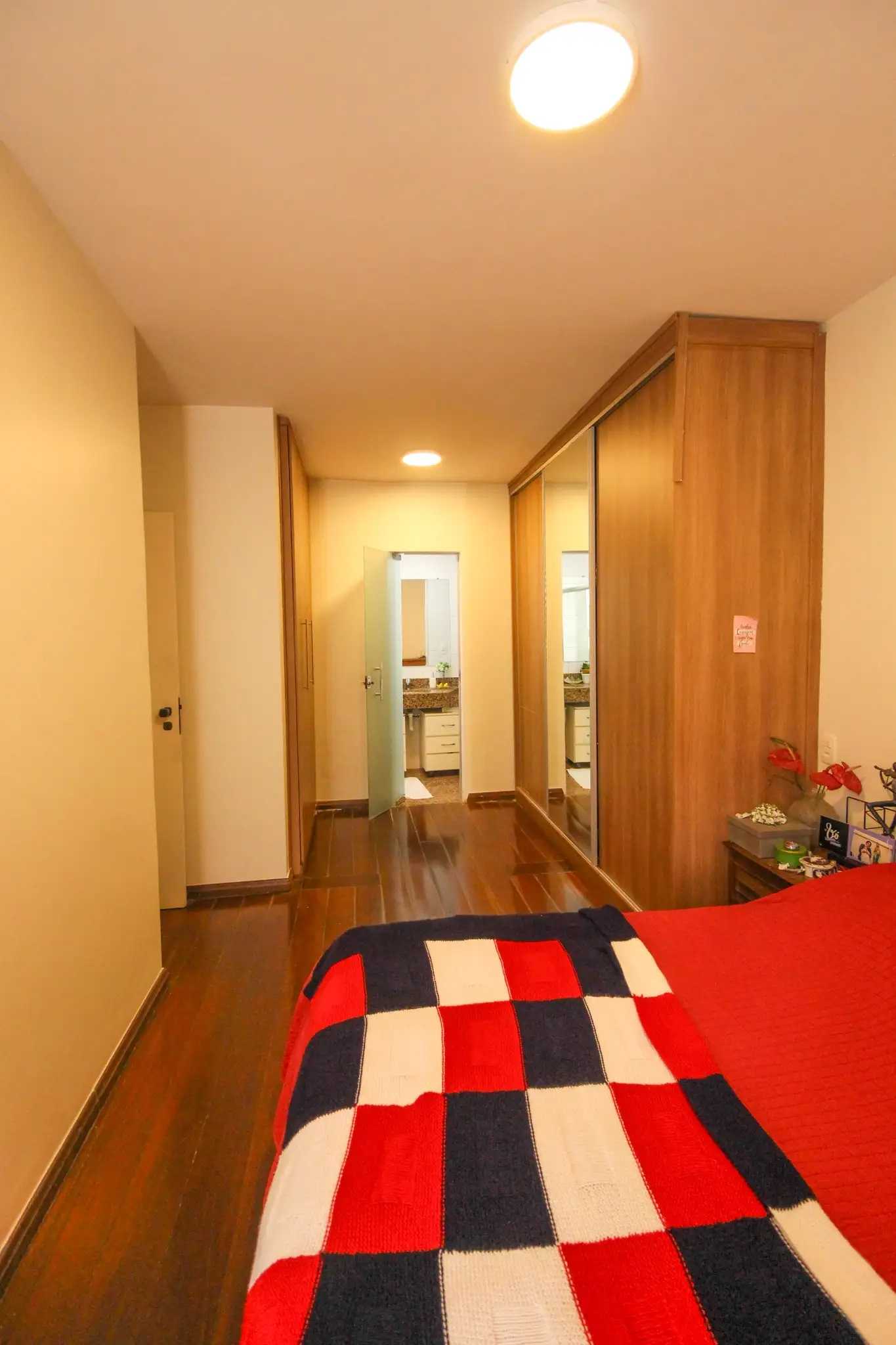 Apartamento à venda com 4 quartos, 132m² - Foto 7