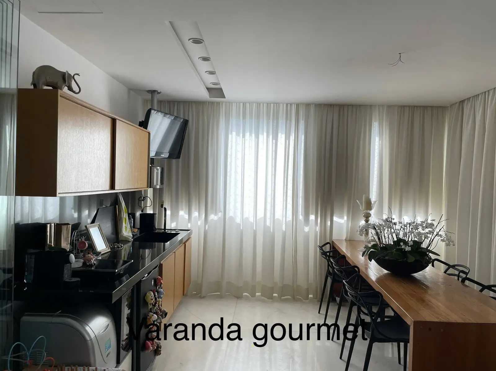 Apartamento à venda com 3 quartos, 180m² - Foto 15