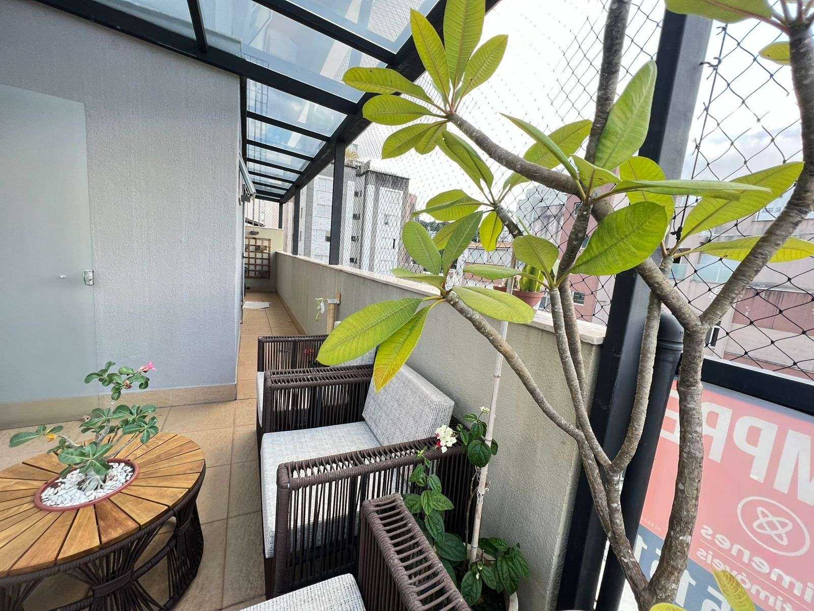 Cobertura à venda com 2 quartos, 118m² - Foto 2