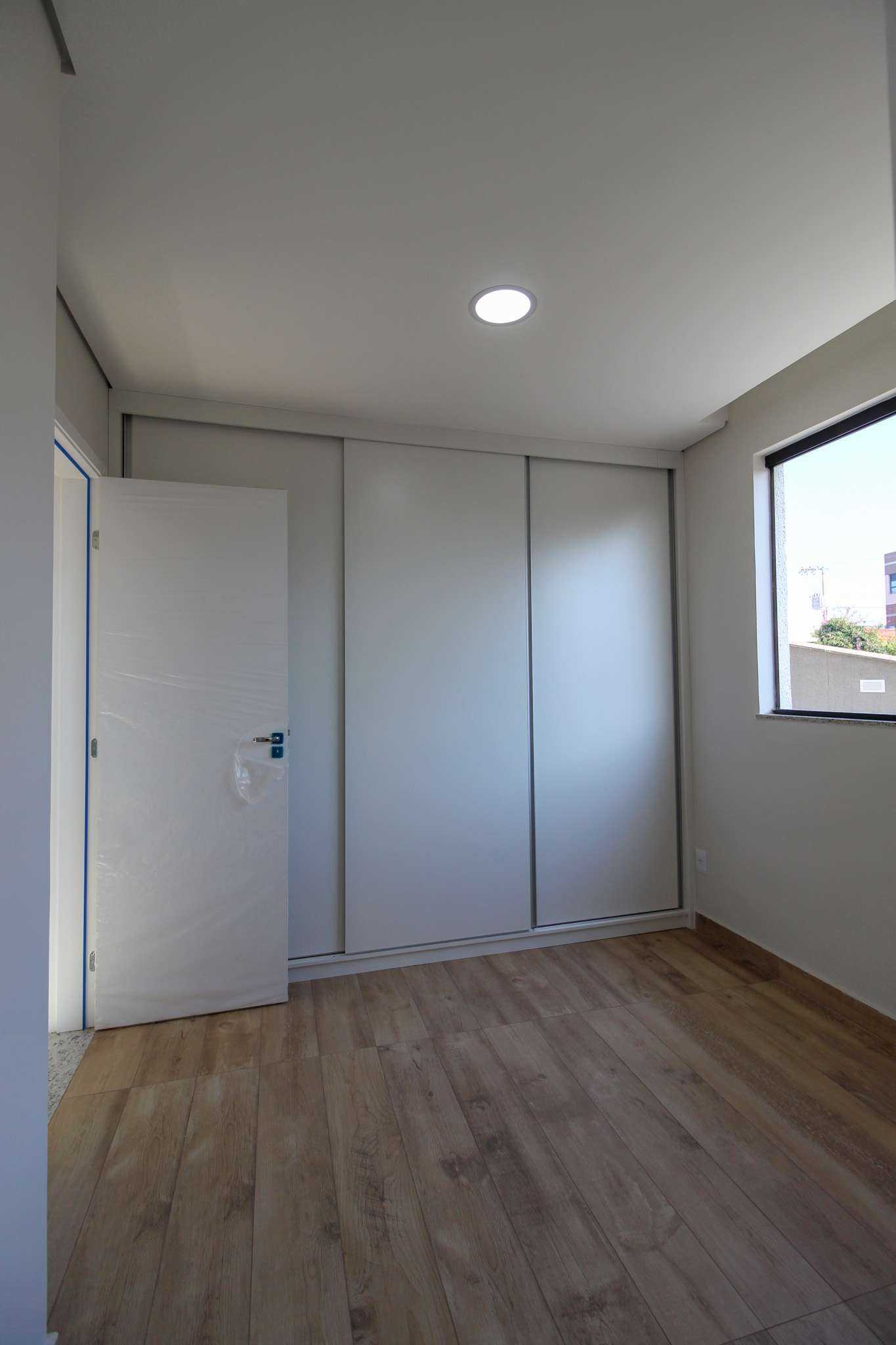 Apartamento à venda com 3 quartos, 90m² - Foto 17