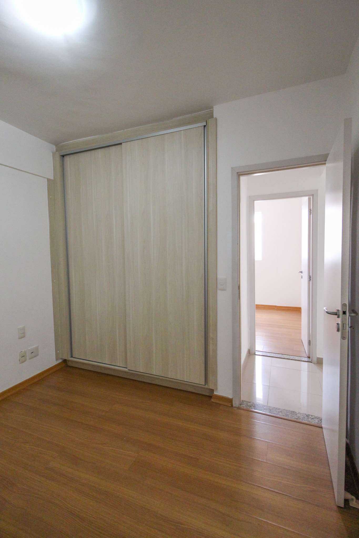 Apartamento à venda com 3 quartos, 85m² - Foto 7