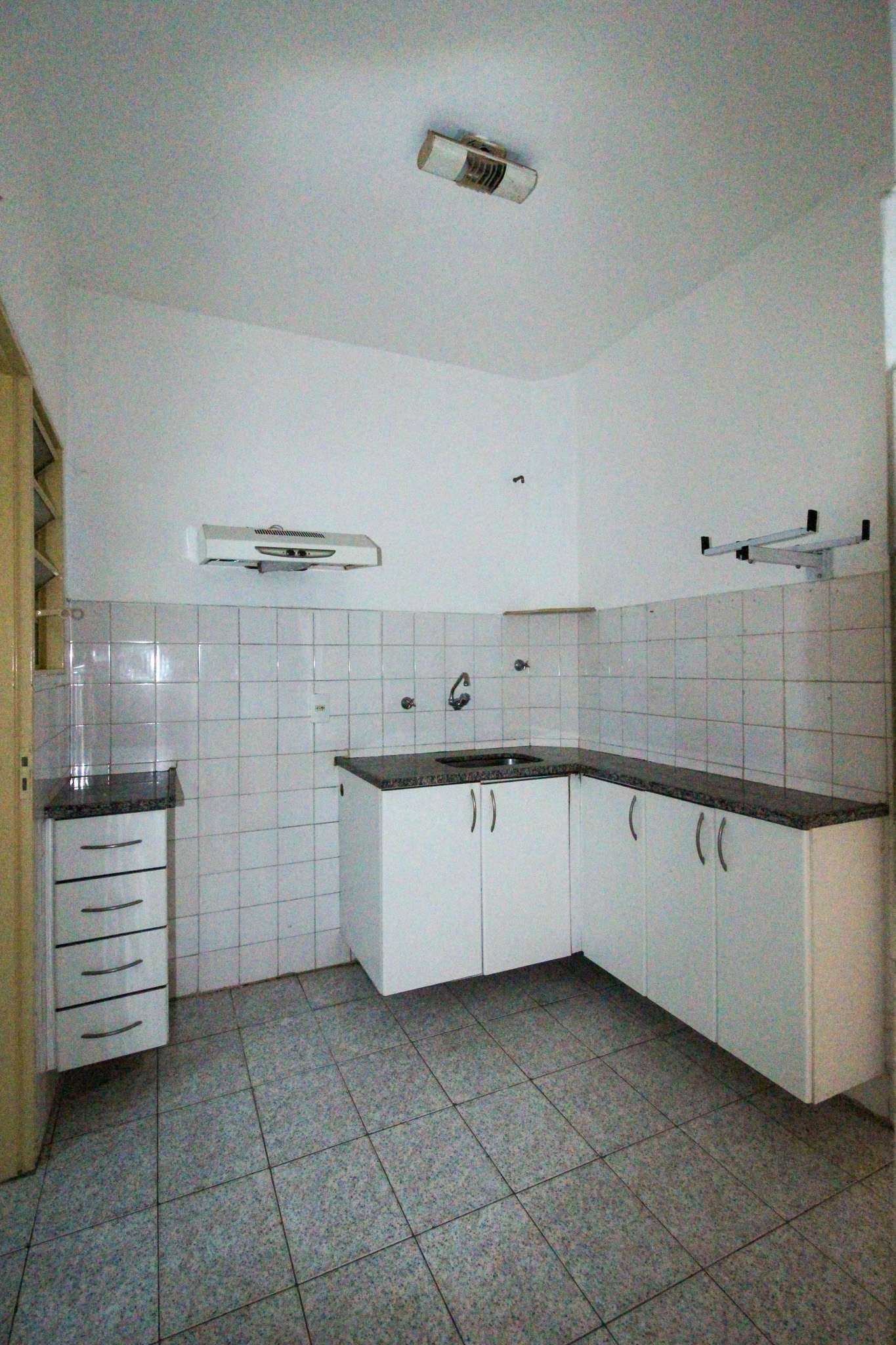 Apartamento à venda com 3 quartos, 70m² - Foto 11