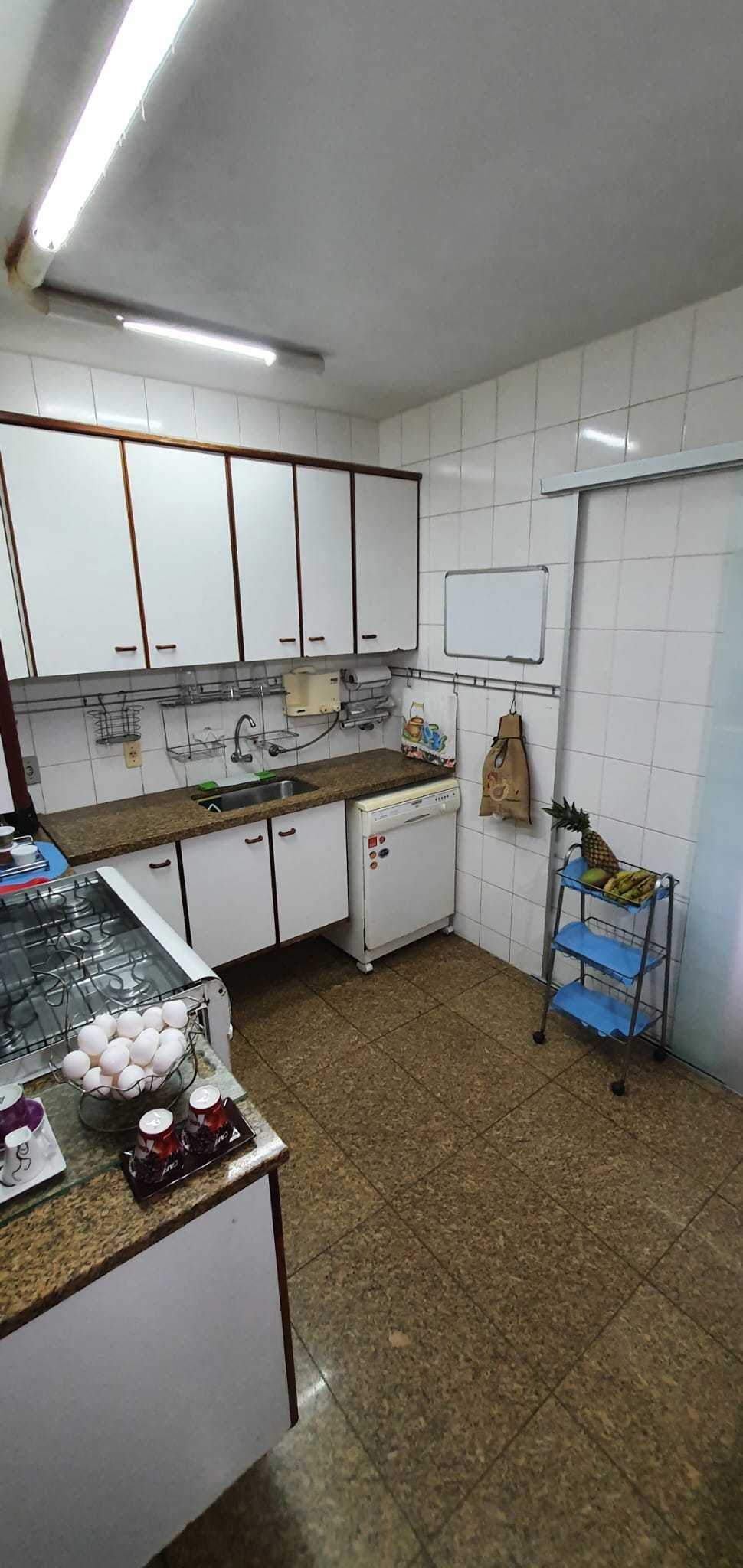 Apartamento à venda com 3 quartos, 135m² - Foto 7