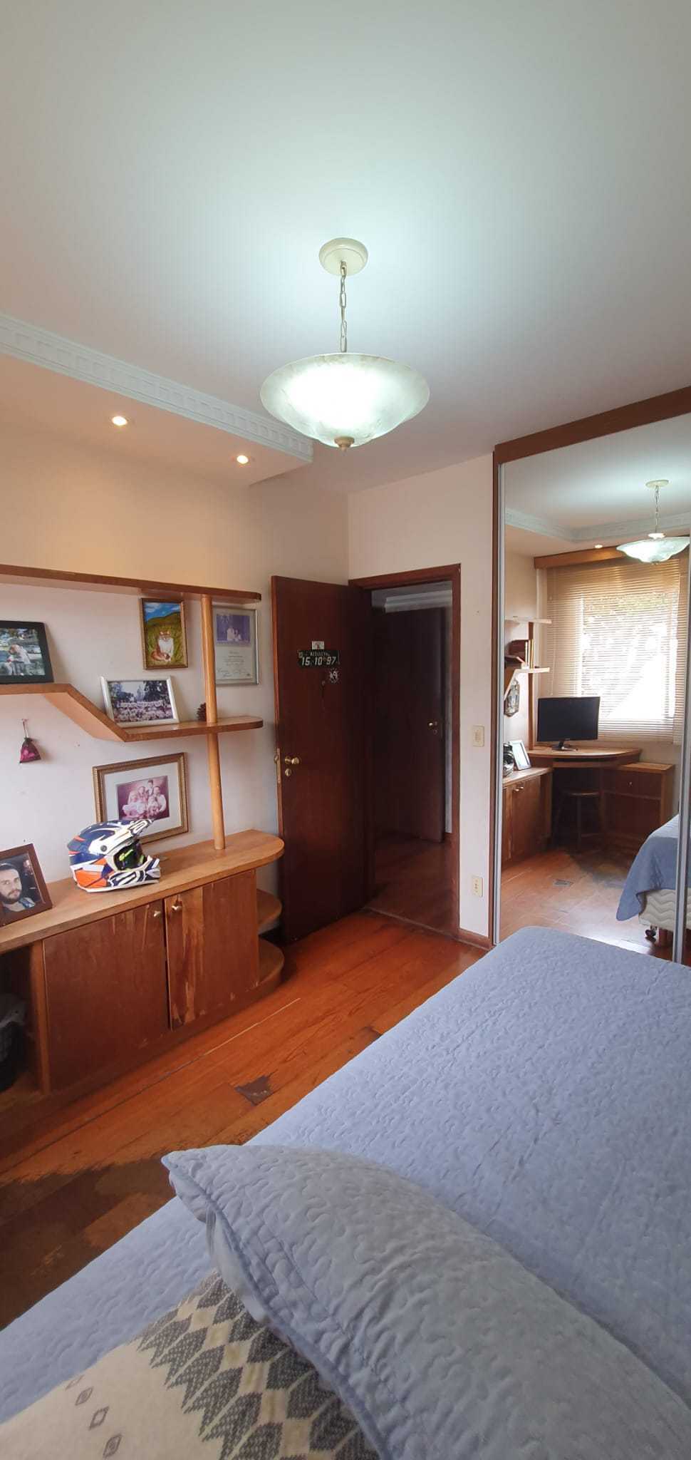 Apartamento à venda com 3 quartos, 135m² - Foto 13