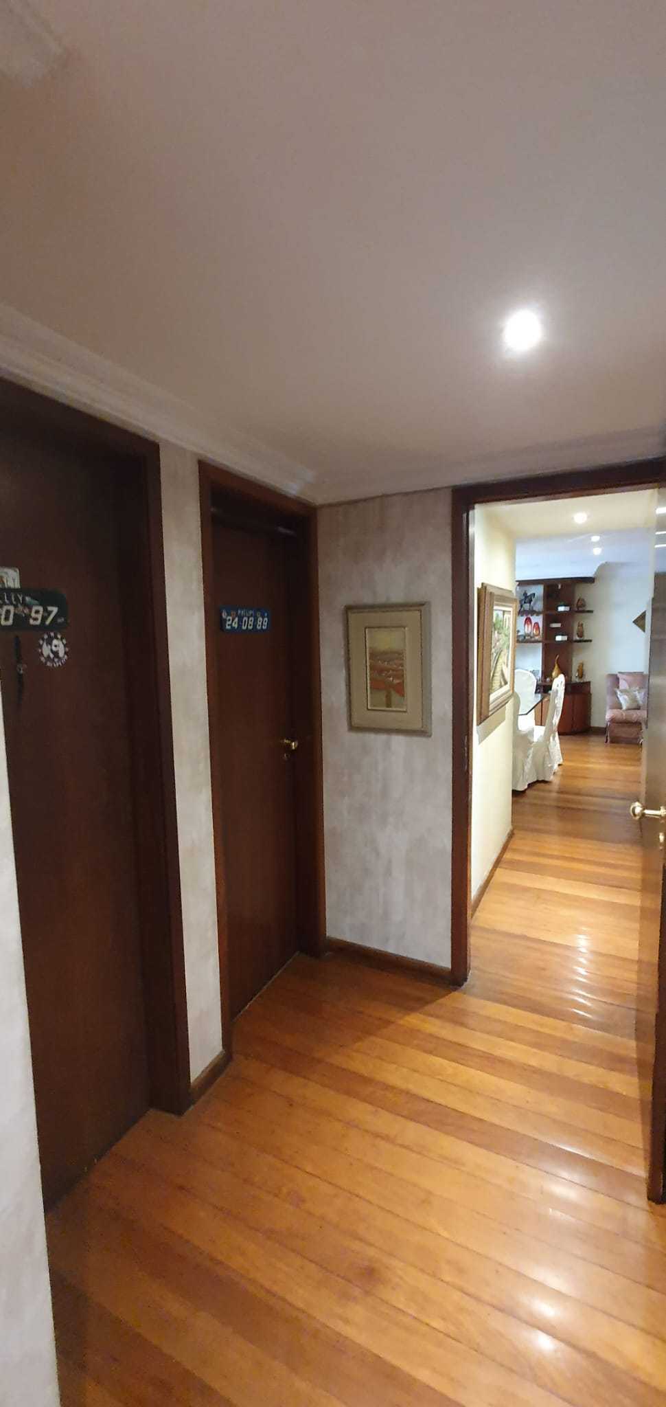 Apartamento à venda com 3 quartos, 135m² - Foto 8