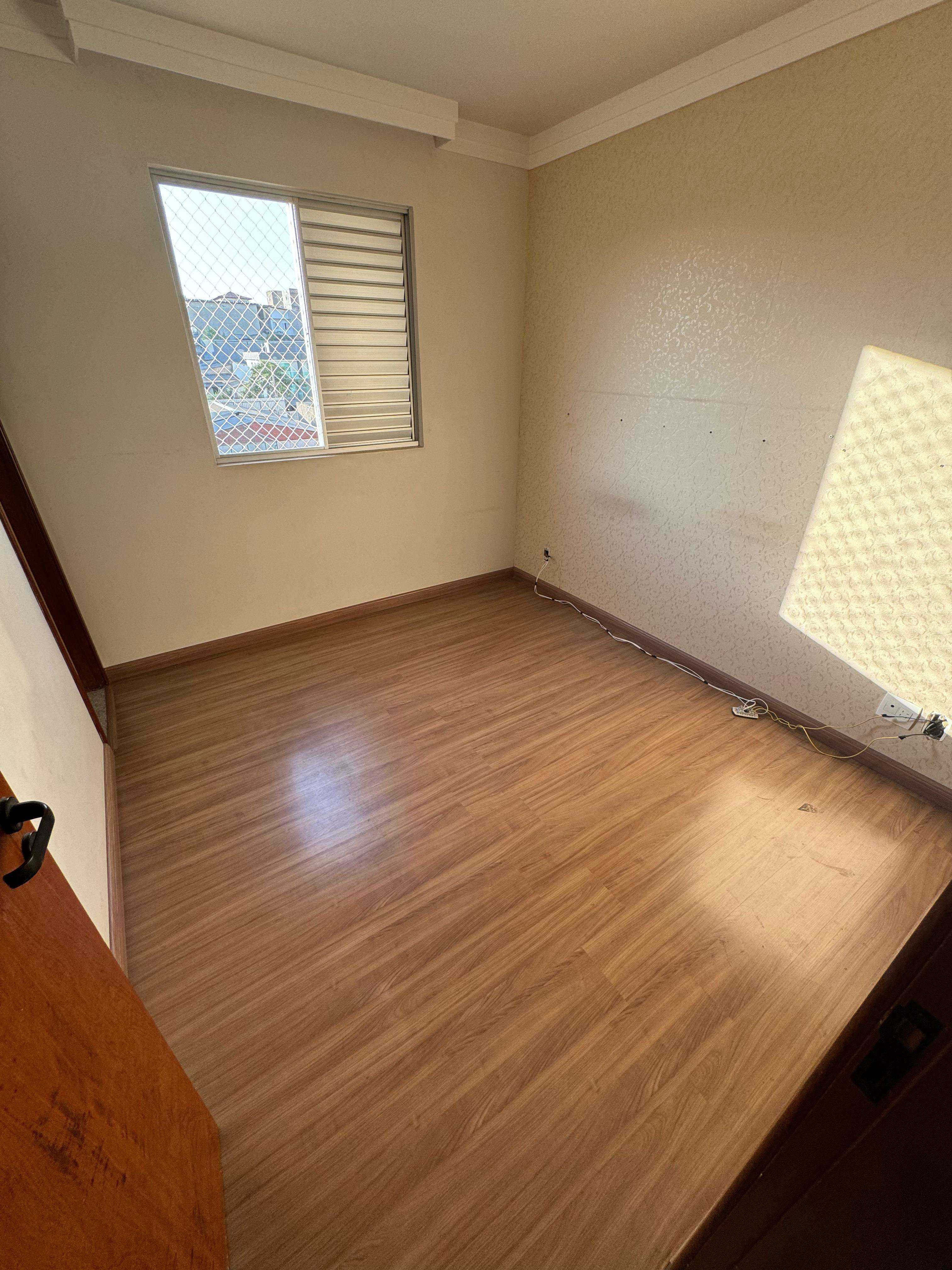 Apartamento à venda com 3 quartos, 95m² - Foto 10